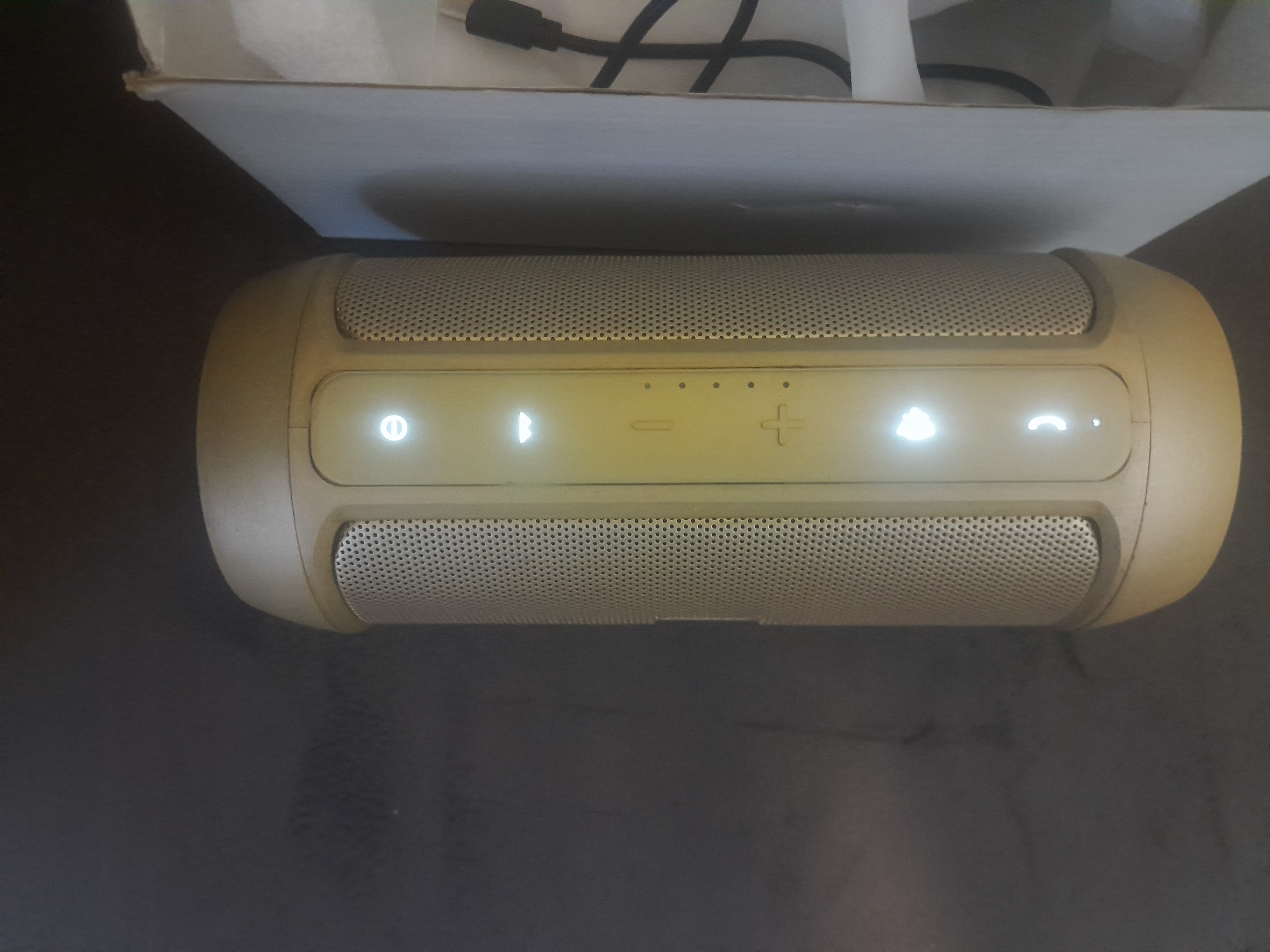 اسپیکر شارژی طرح JBL بلوتوثی مدل پلاسcharge 2