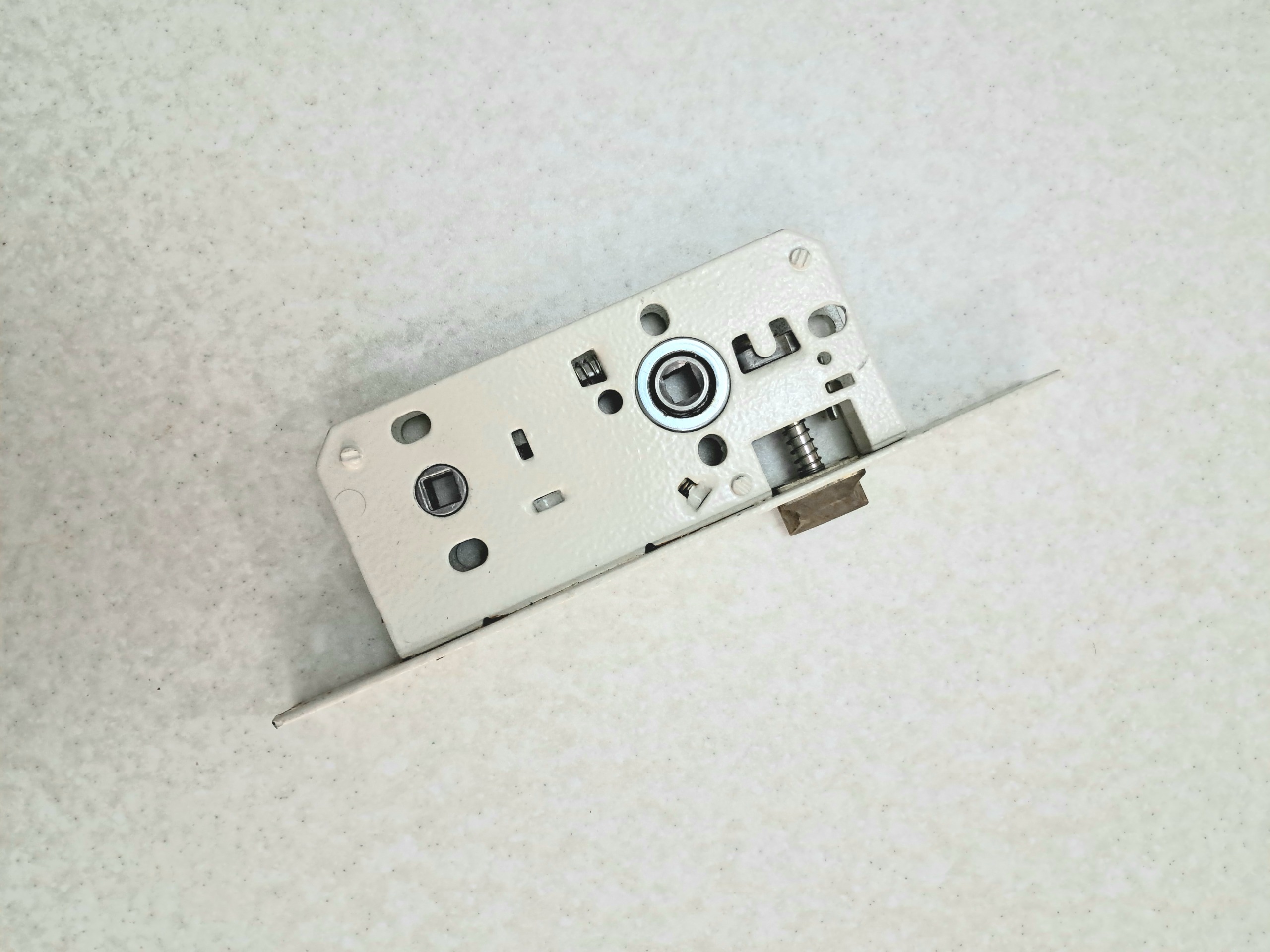 قفل سویچی اتاقی