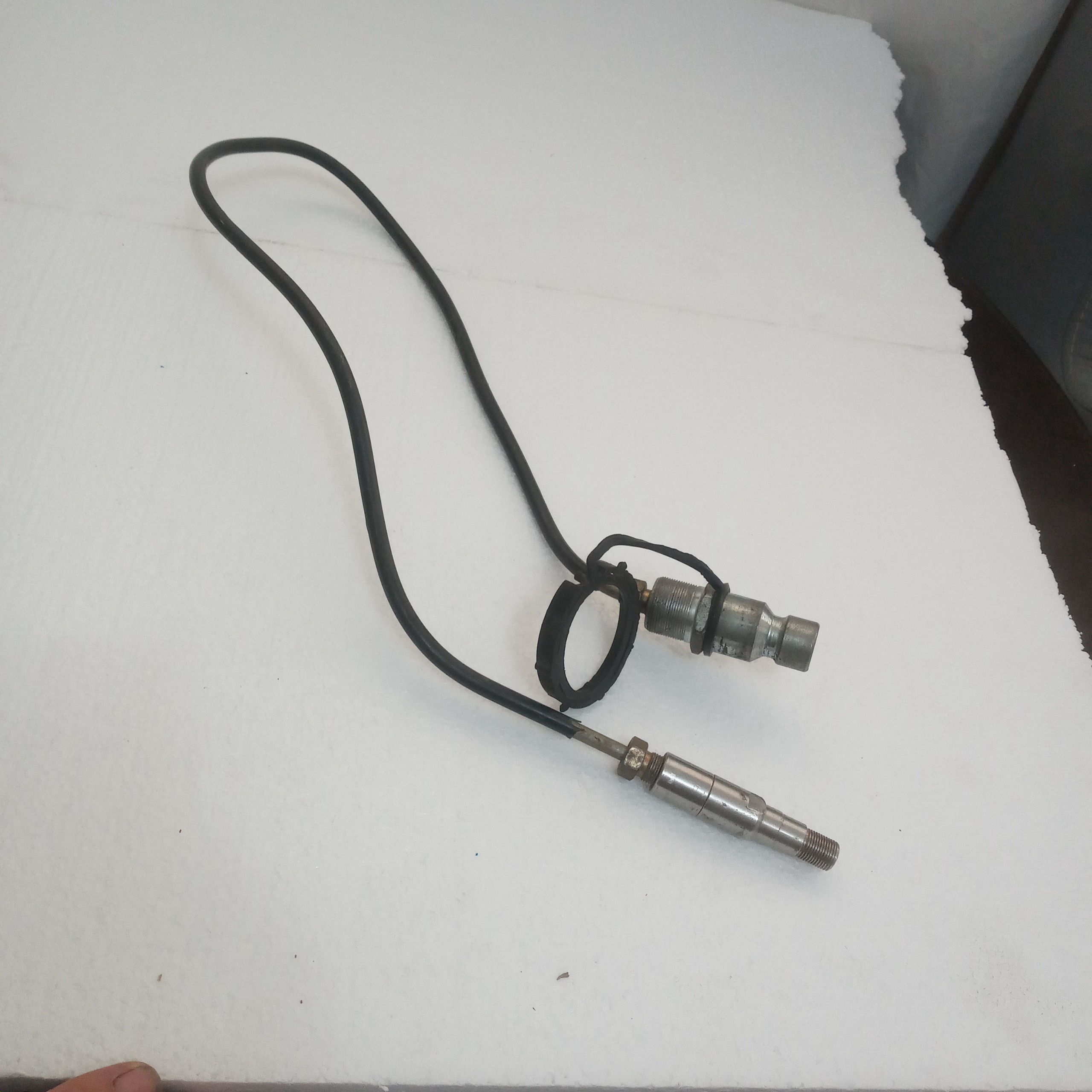 لوله سوخت گیری گازخودرو