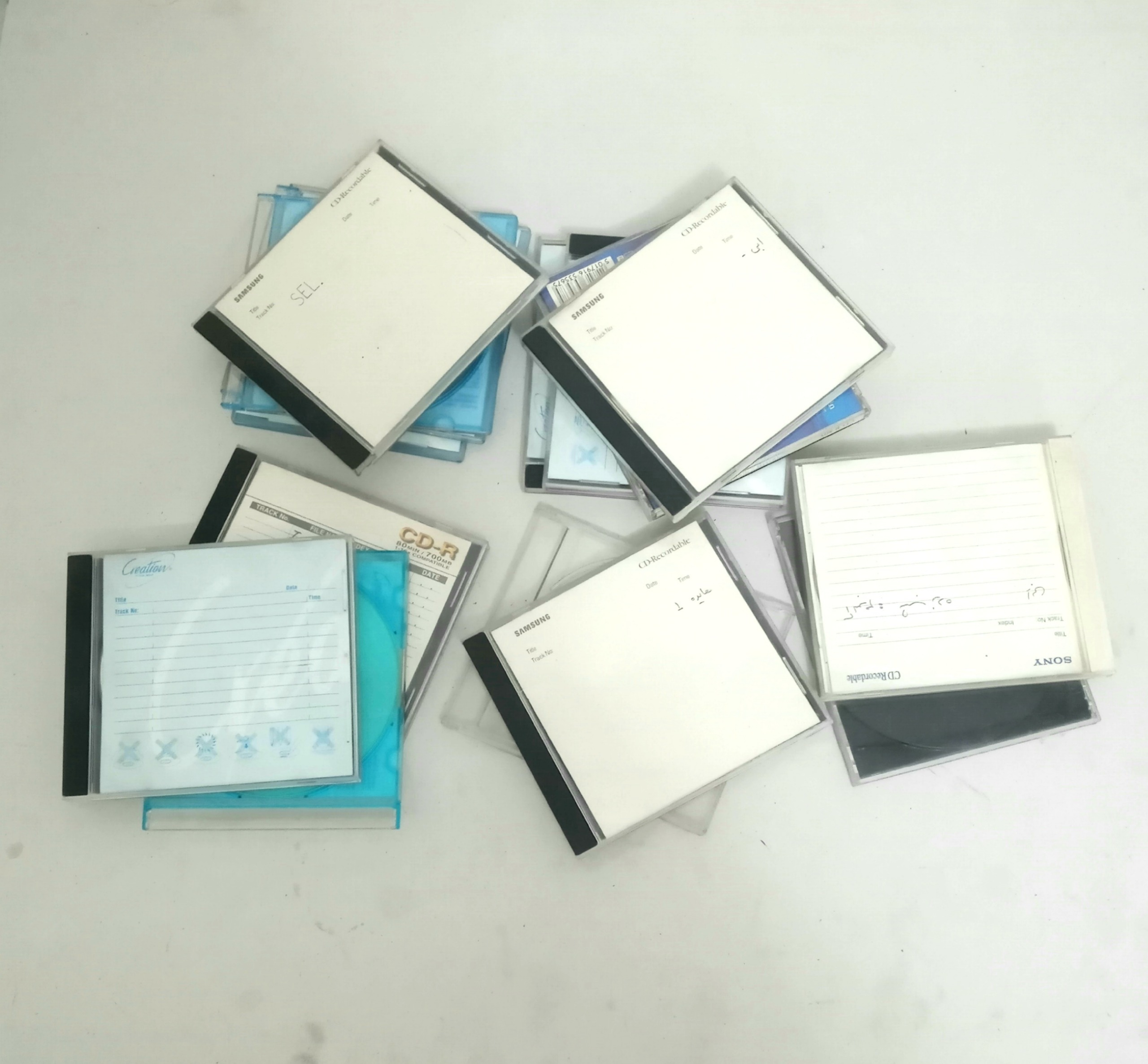 15 عدد CD متنوع روزمره