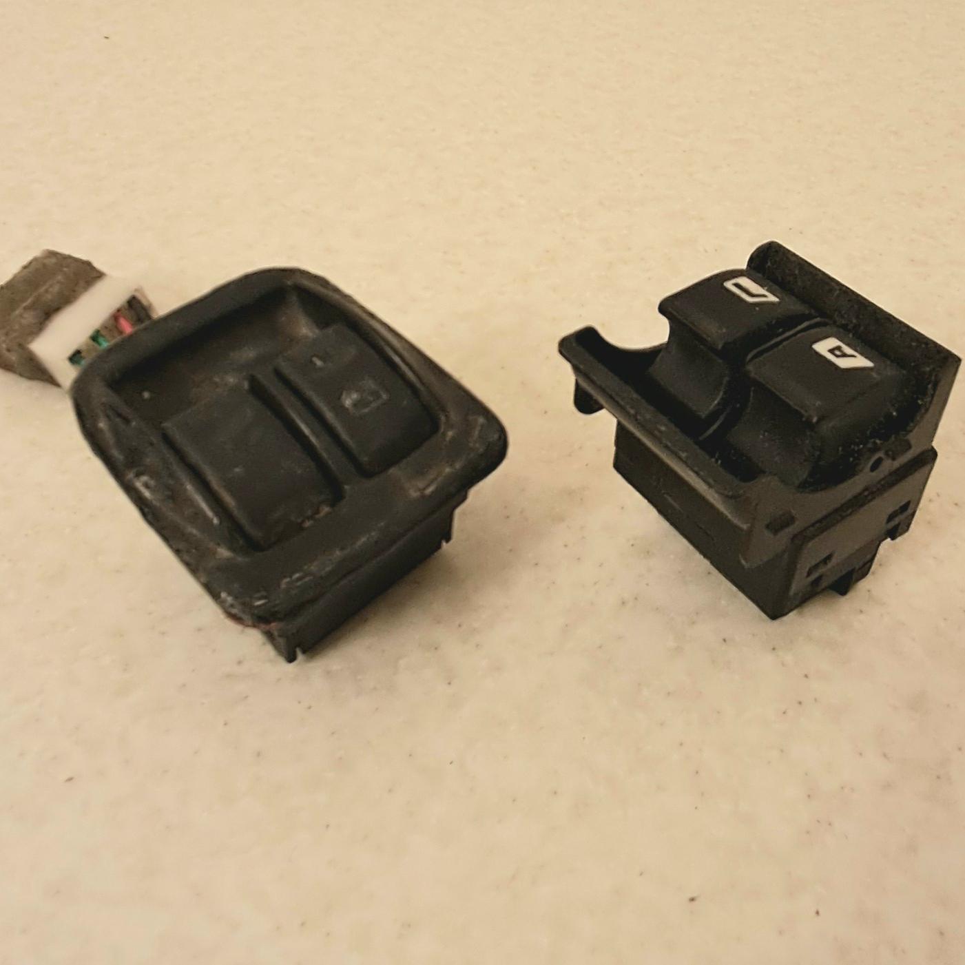 دو بالابر شیشه خودرو تست نشده