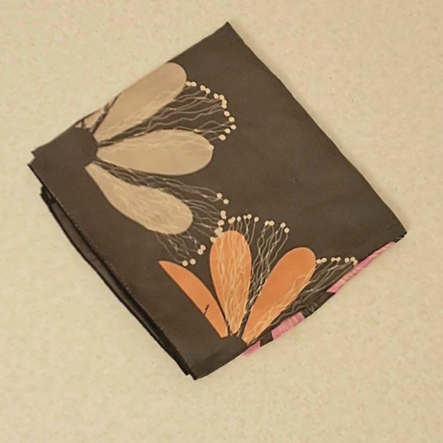 روسری زنانه تاناکور