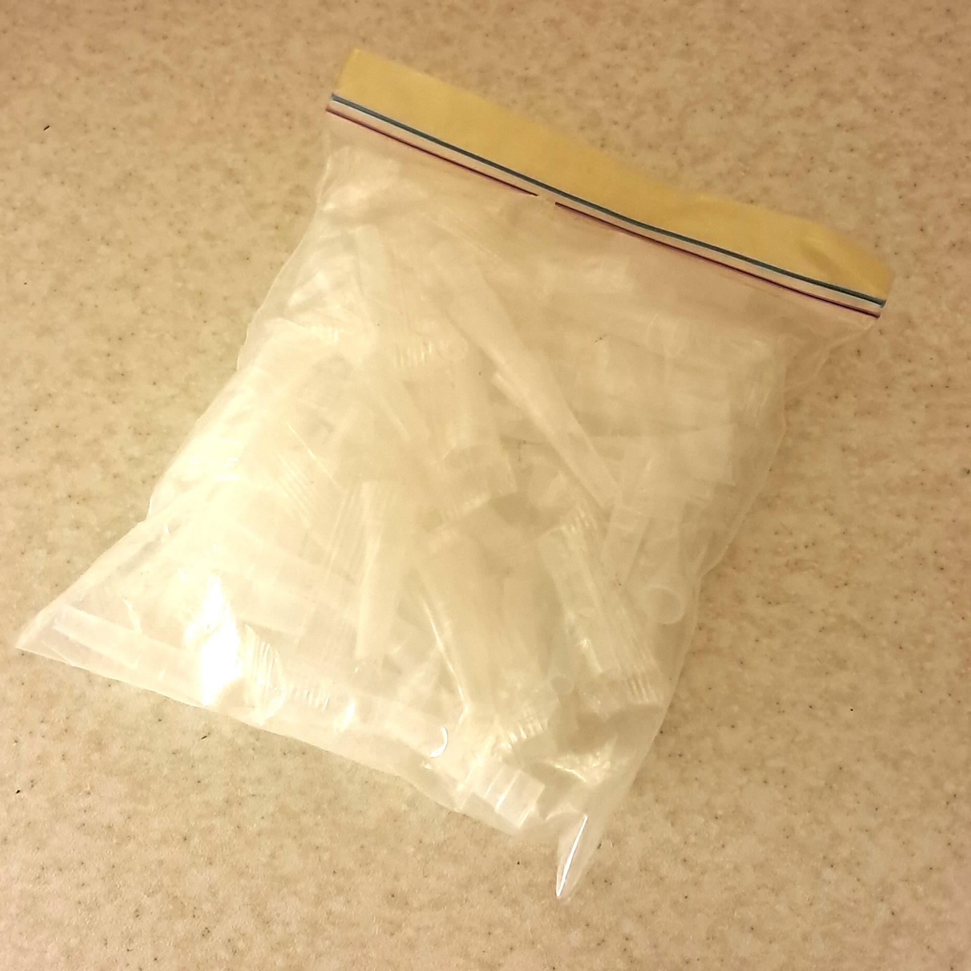 بسته دهنی قلیان سفیدرنگ