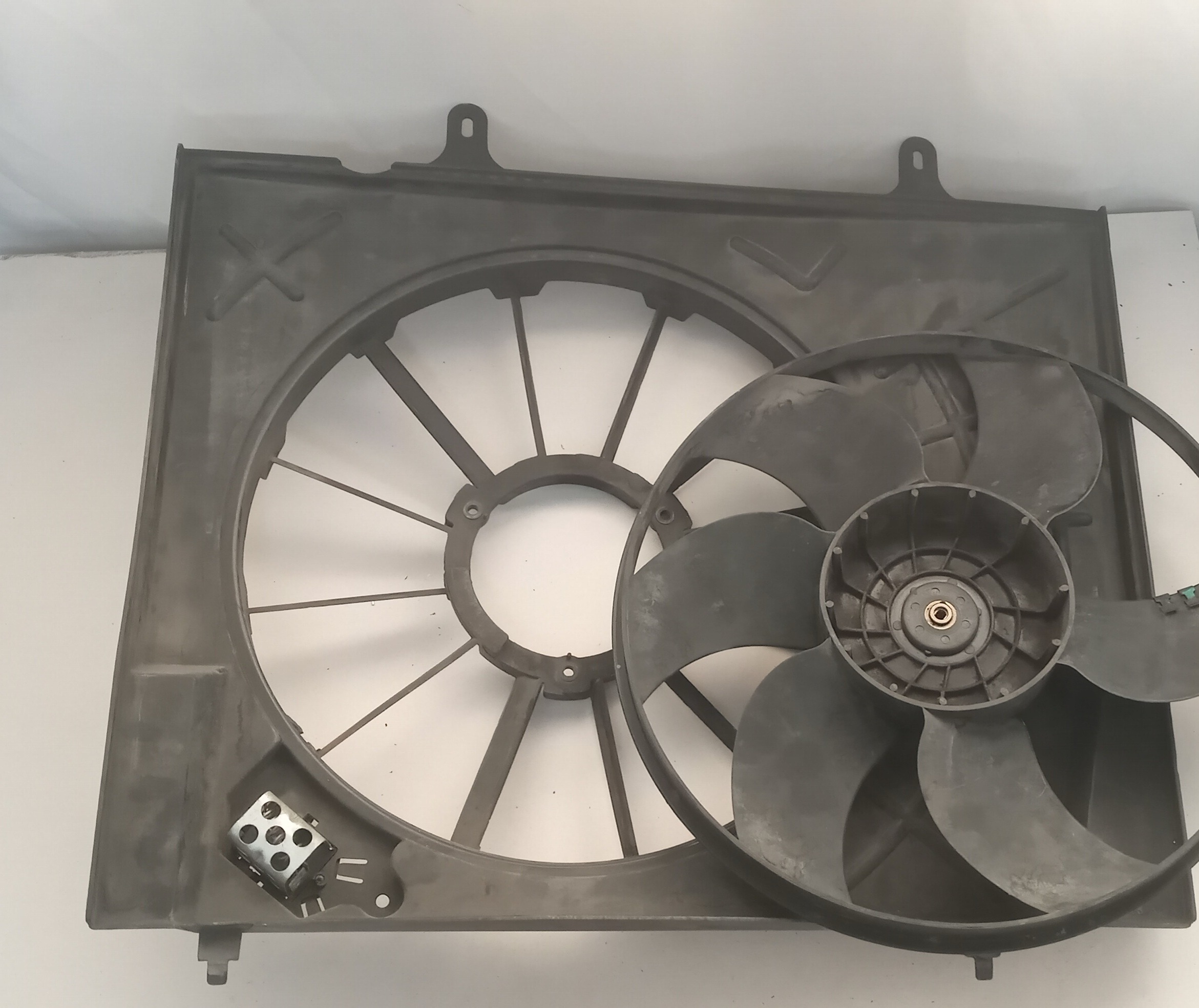 قاب وپروانه خودرو