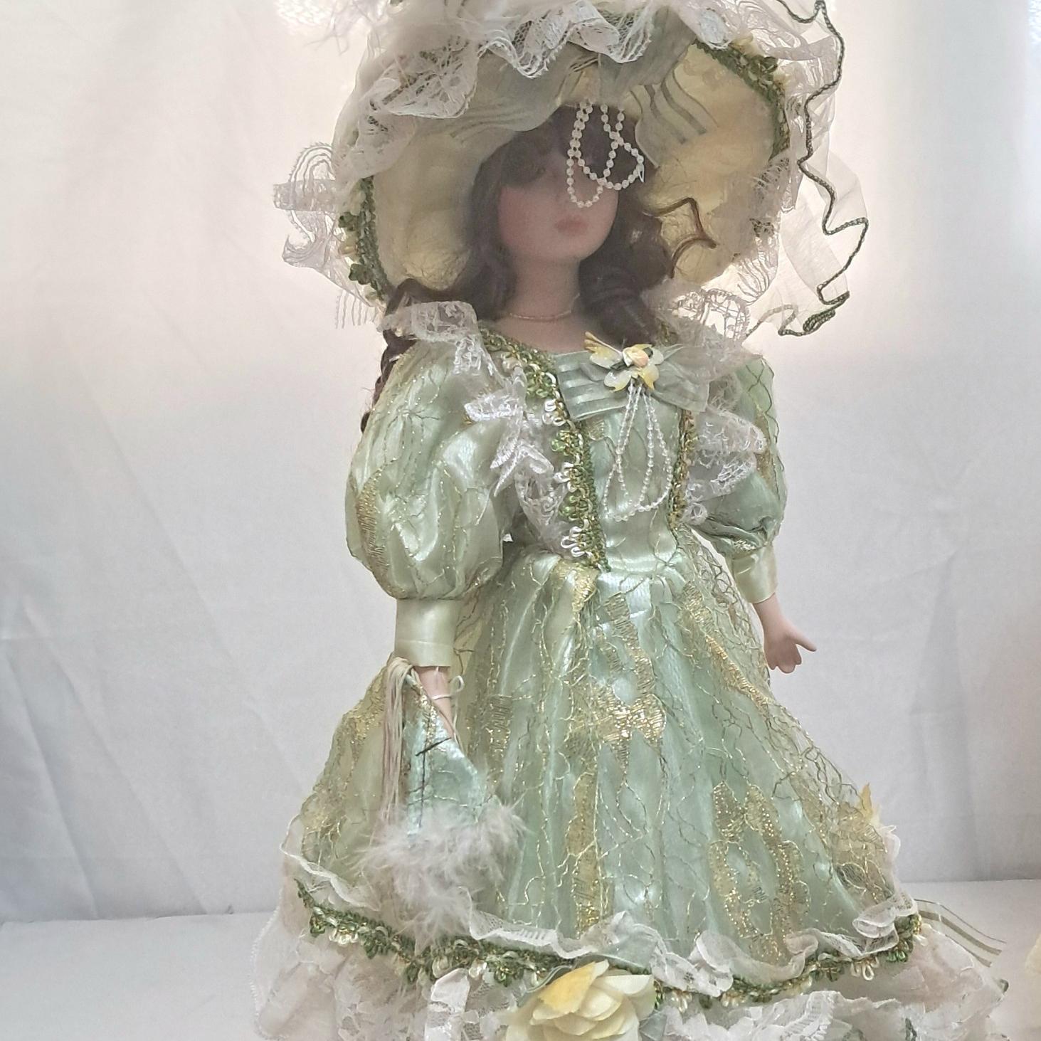 عروسک زیبای پرنسس  فرانسوی