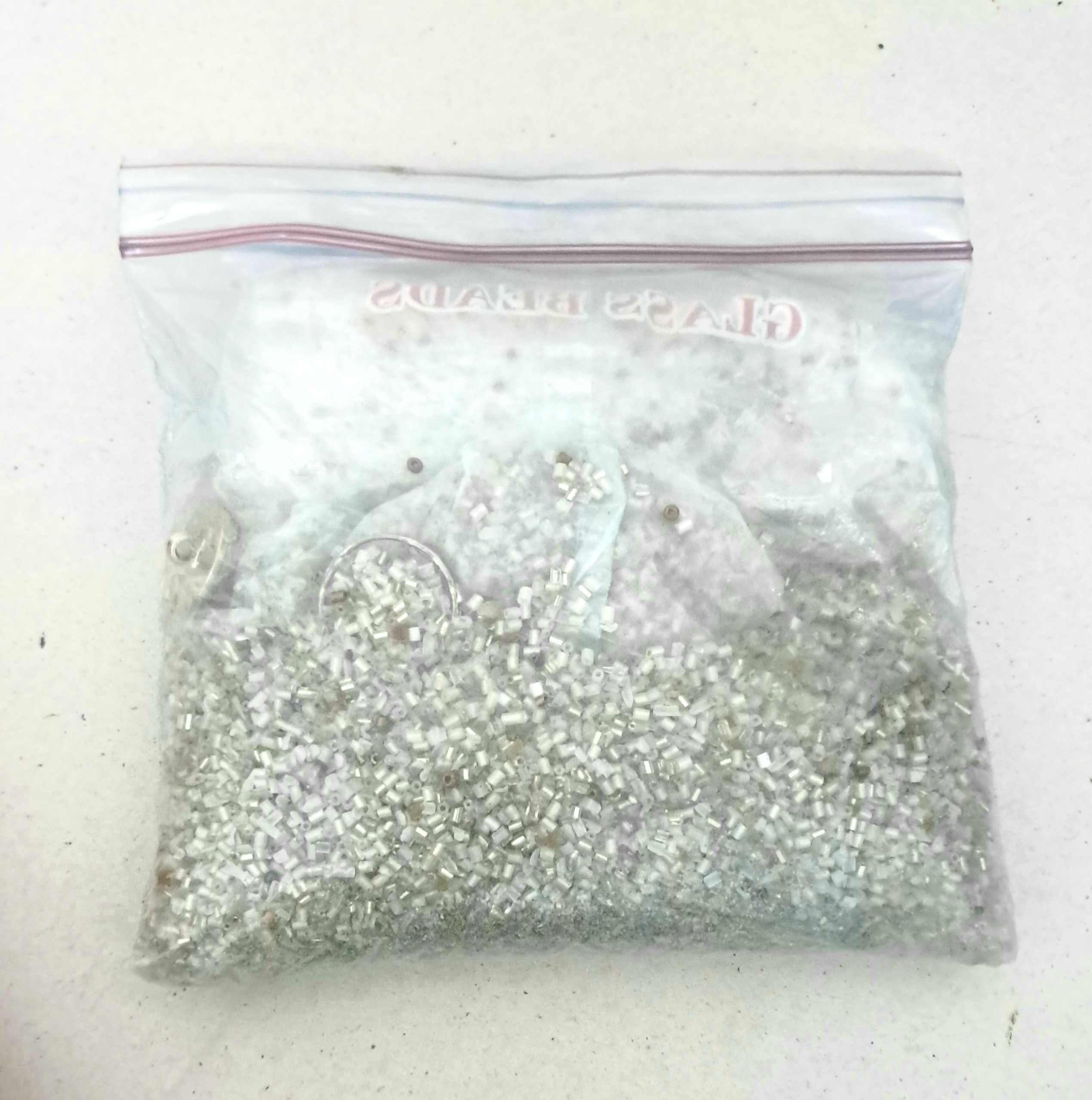  مقداری ملیله منجوق شیری