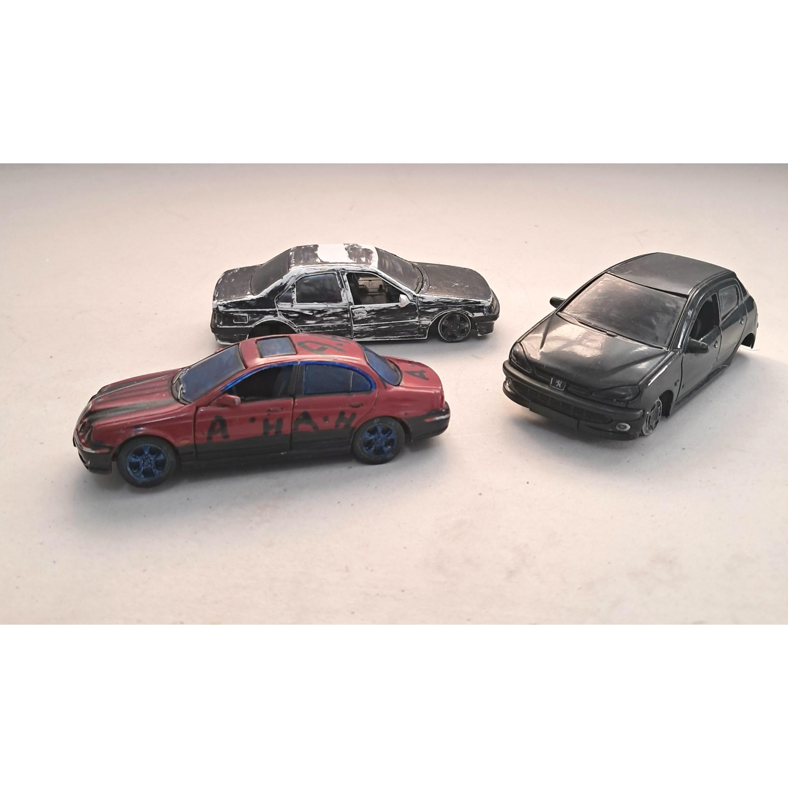 سه ماشین فلزی سه چرخ