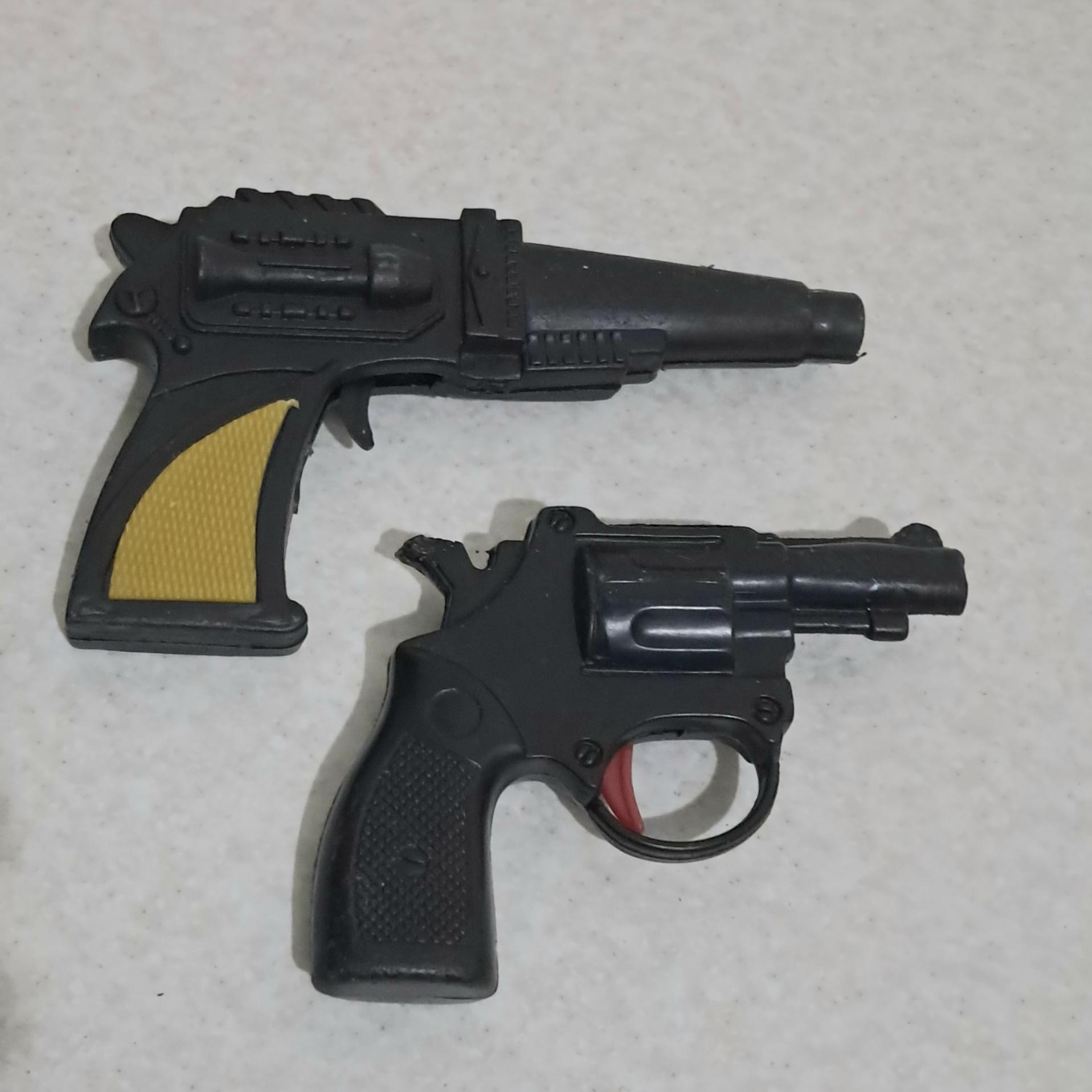 دو کلت اسباب بازی