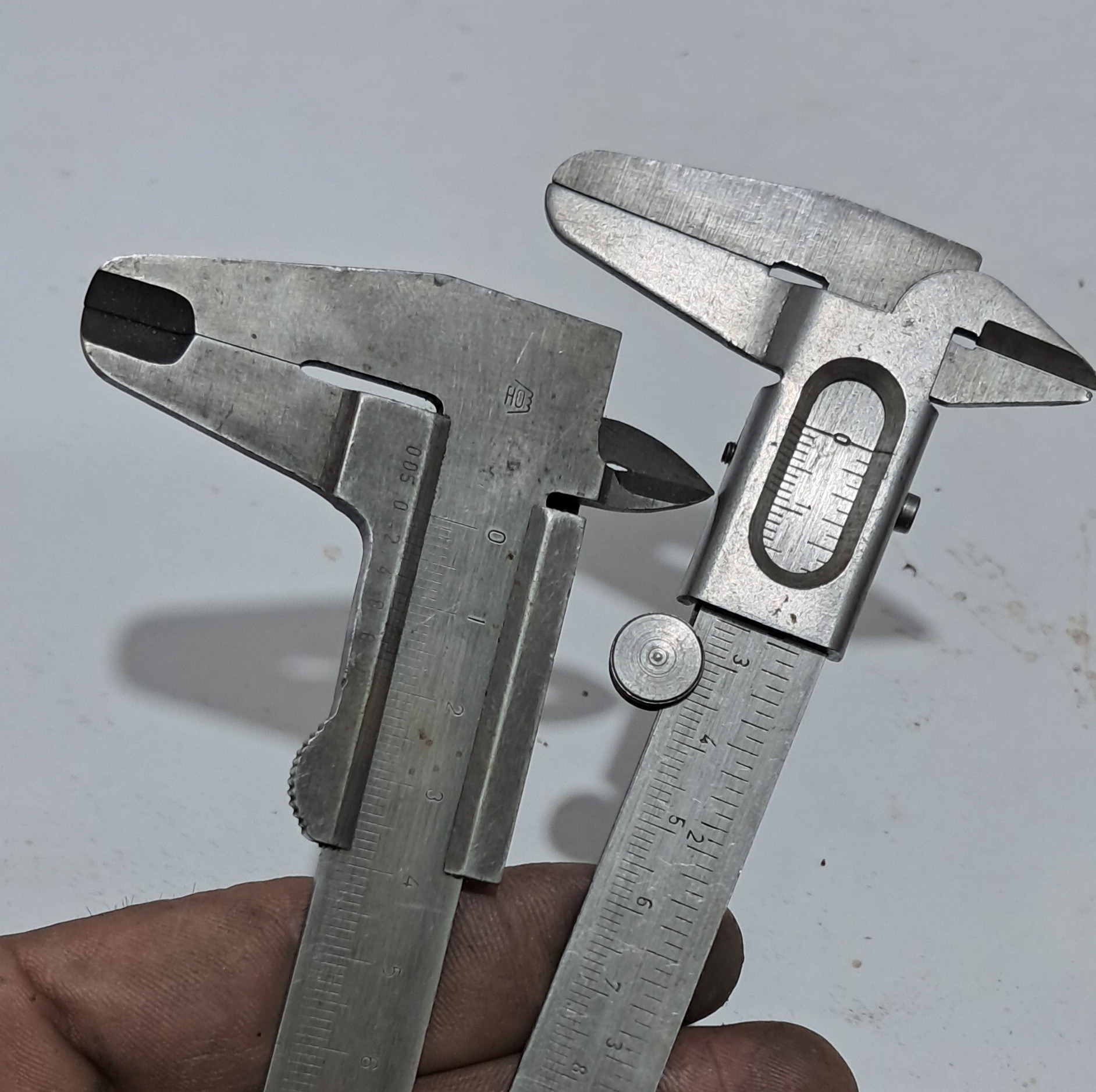 دوکولیس اروپایی قدمتدار دقیق