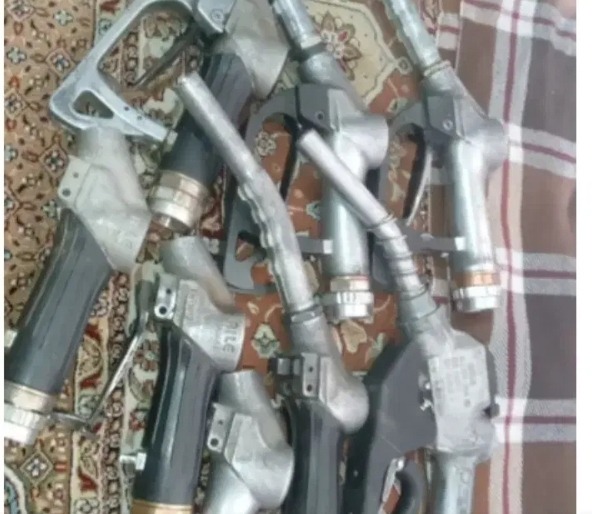 نازل سوختگیری بنزین