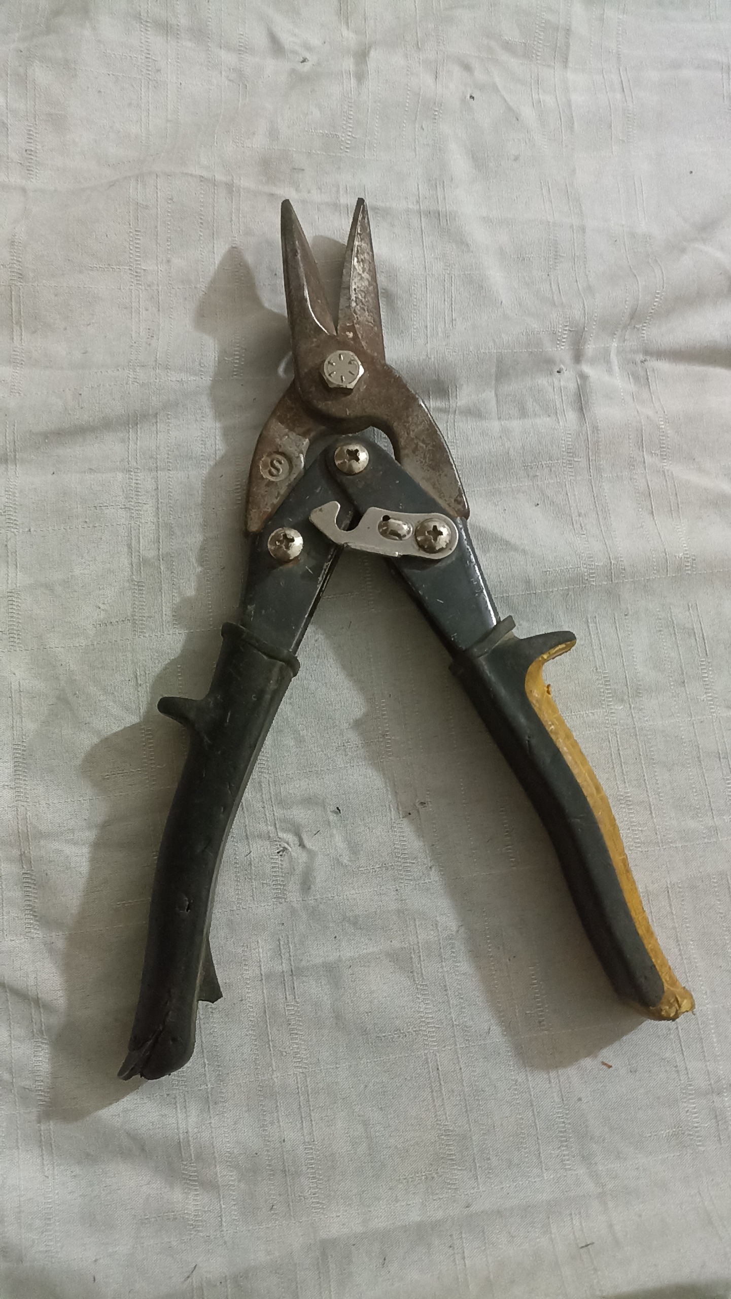 قیچی ورق بر