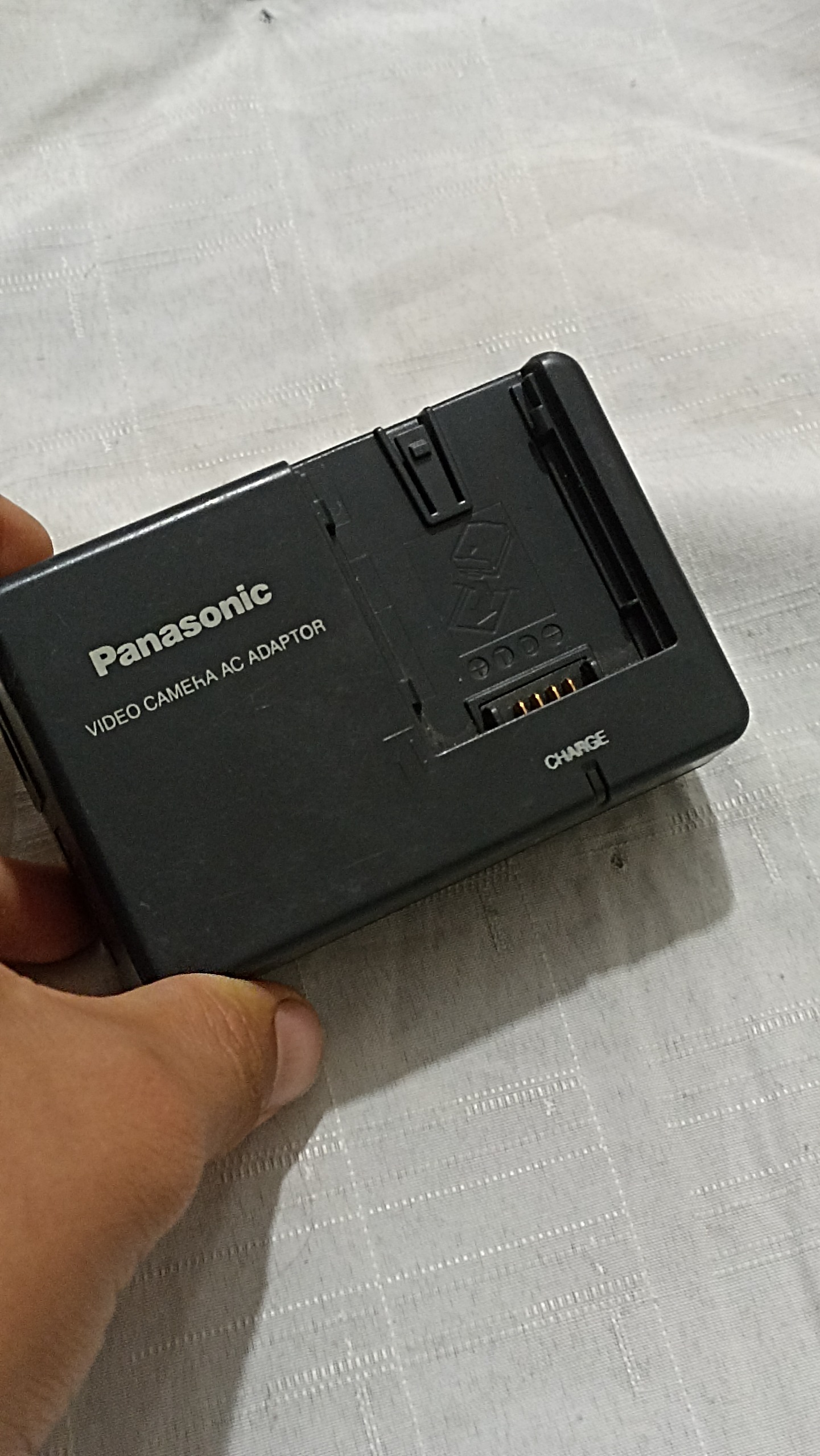 شارژر باتری پاناسونیک قدیمی