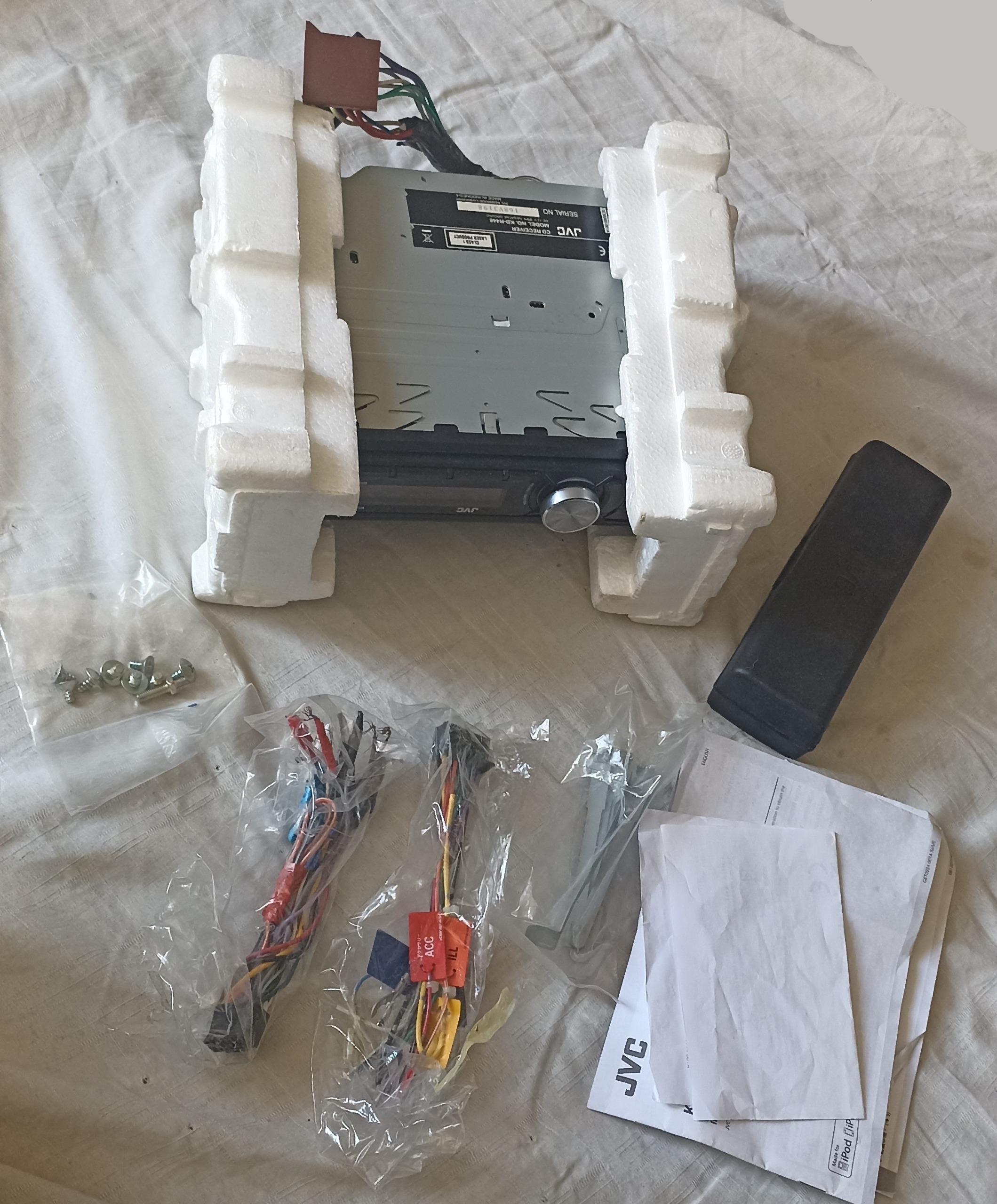 پخش JVC KD-R446 با کارتن و لوازم
