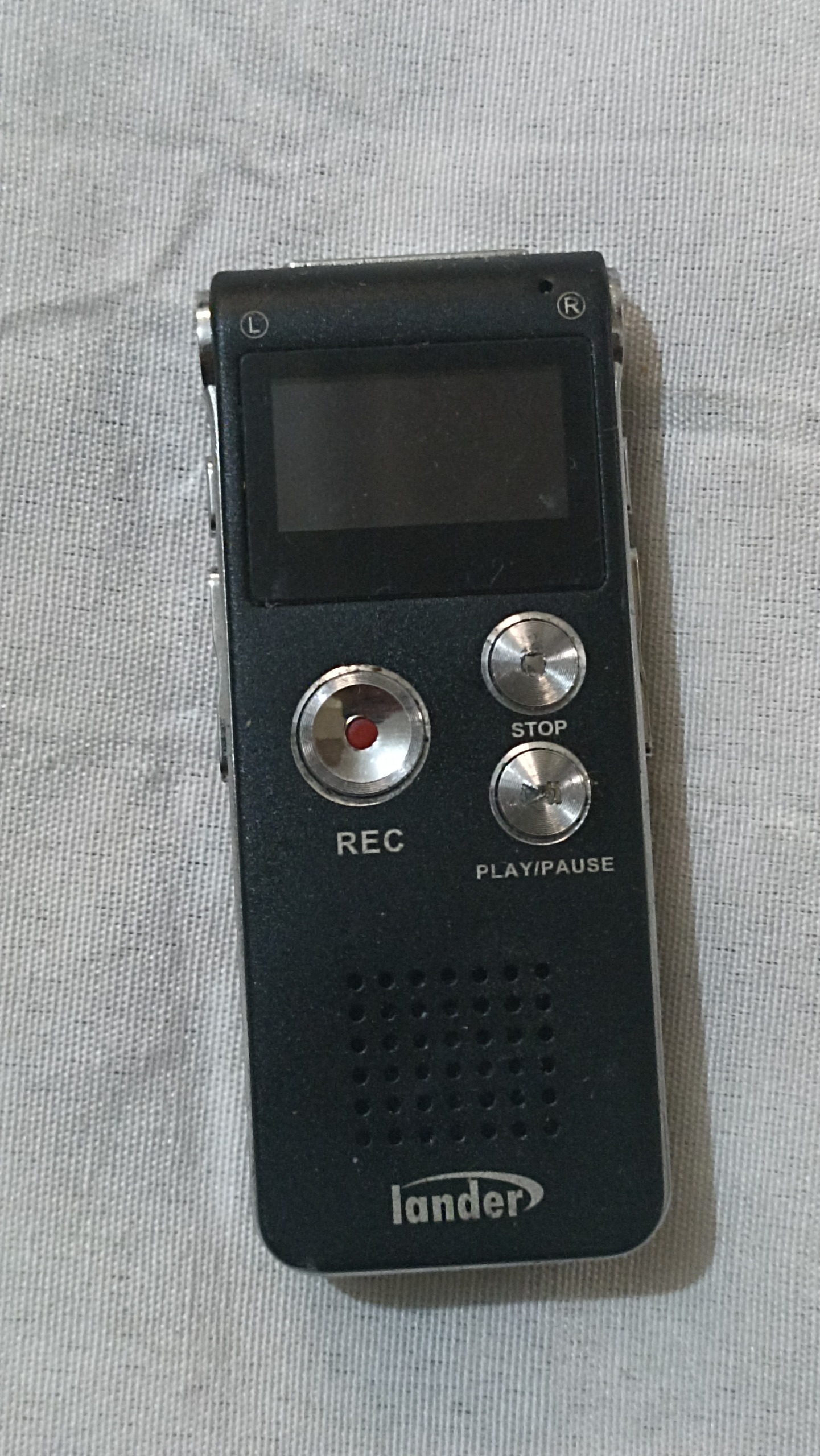 ضبط خبرنگاری کوچک سالم