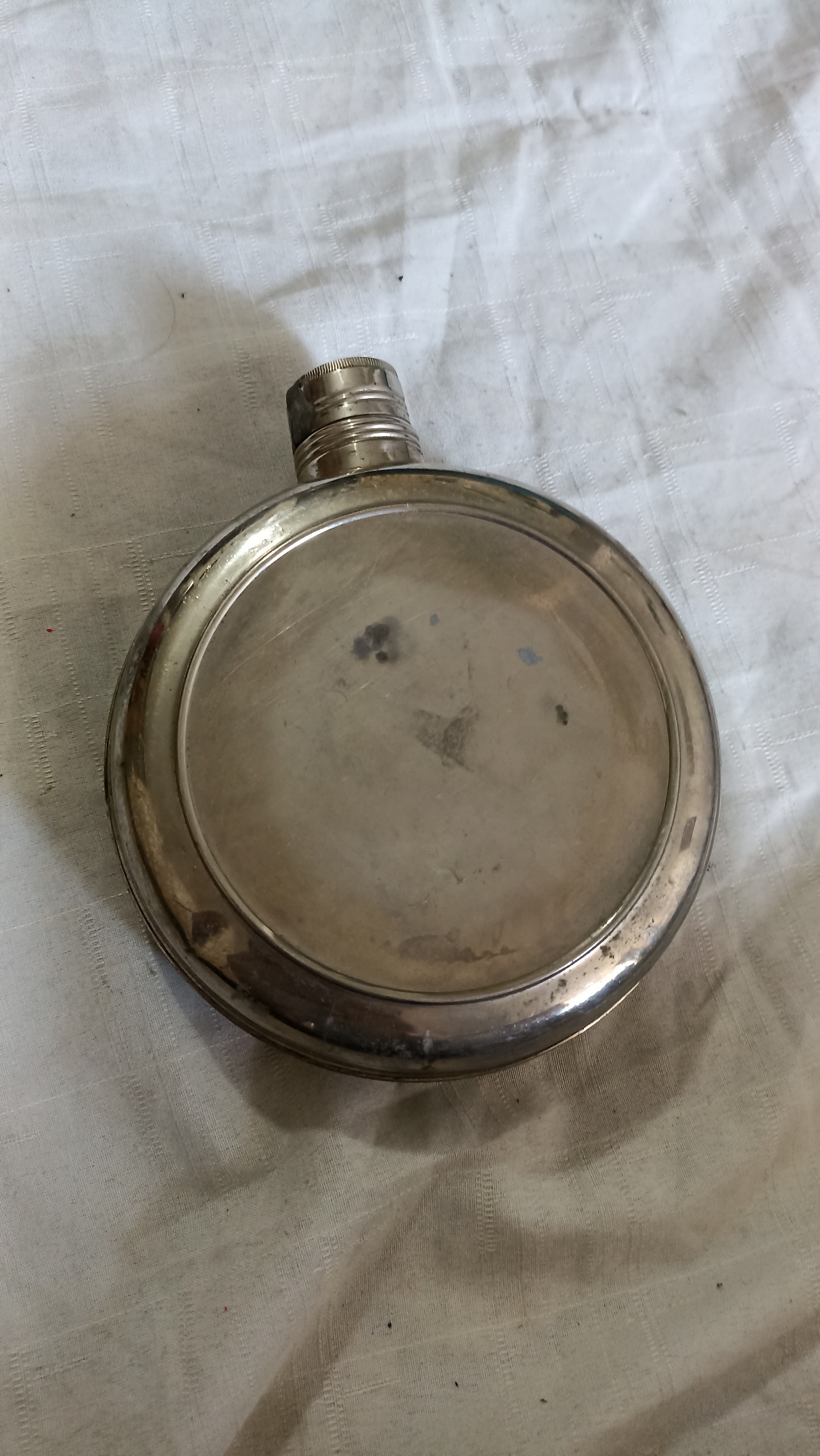 قمقمه آب قدیمی