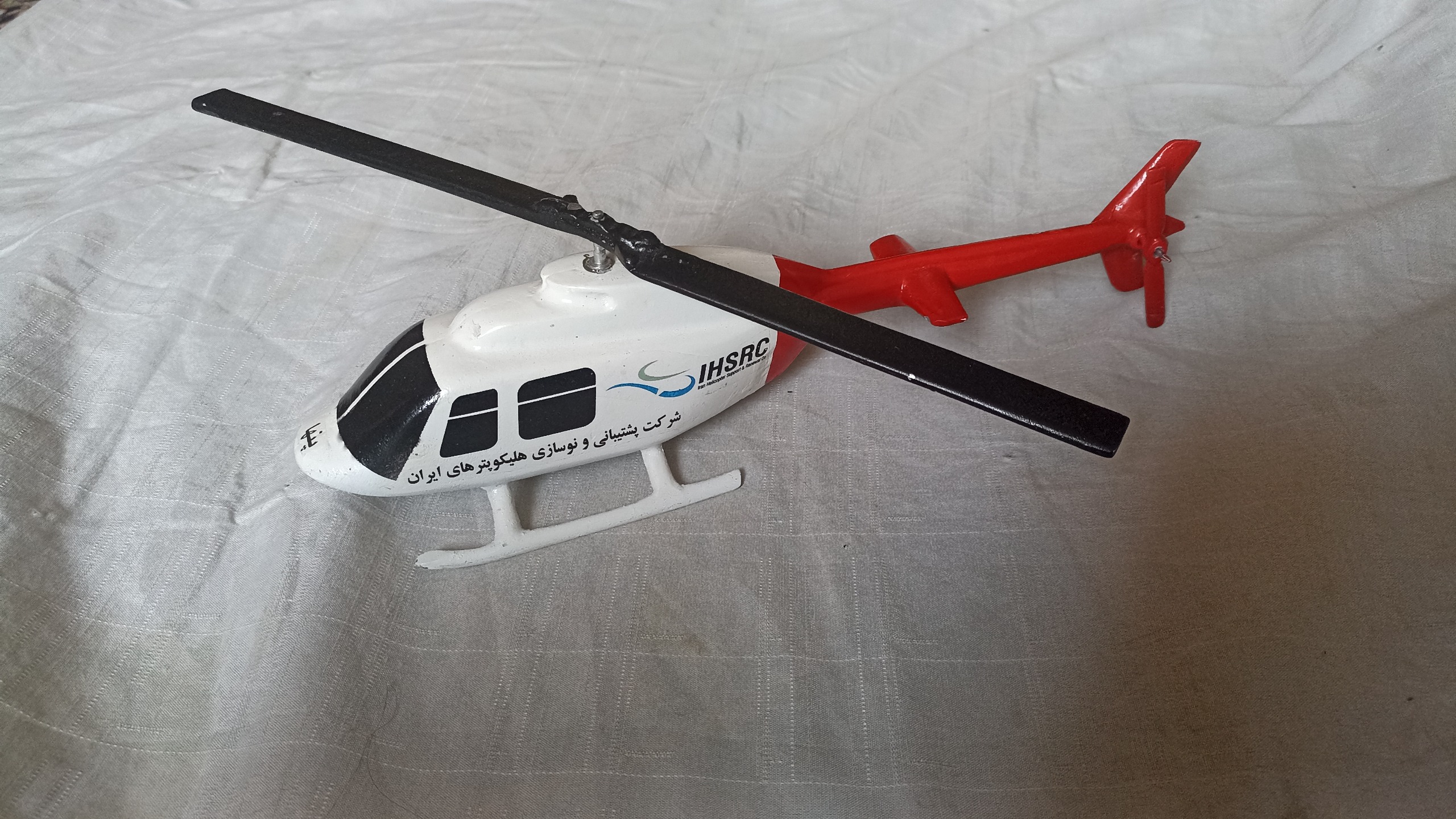 ماکت هلکوپتر آهنی