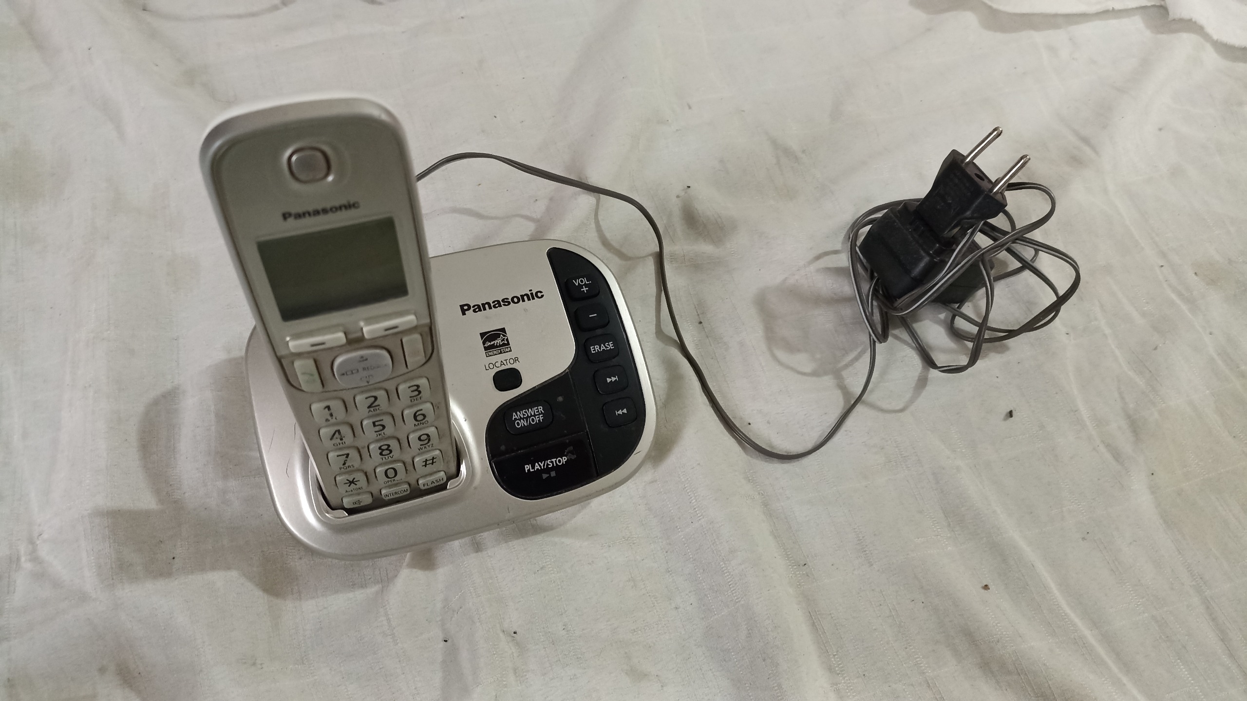 تلفن پاناسونیک سالم