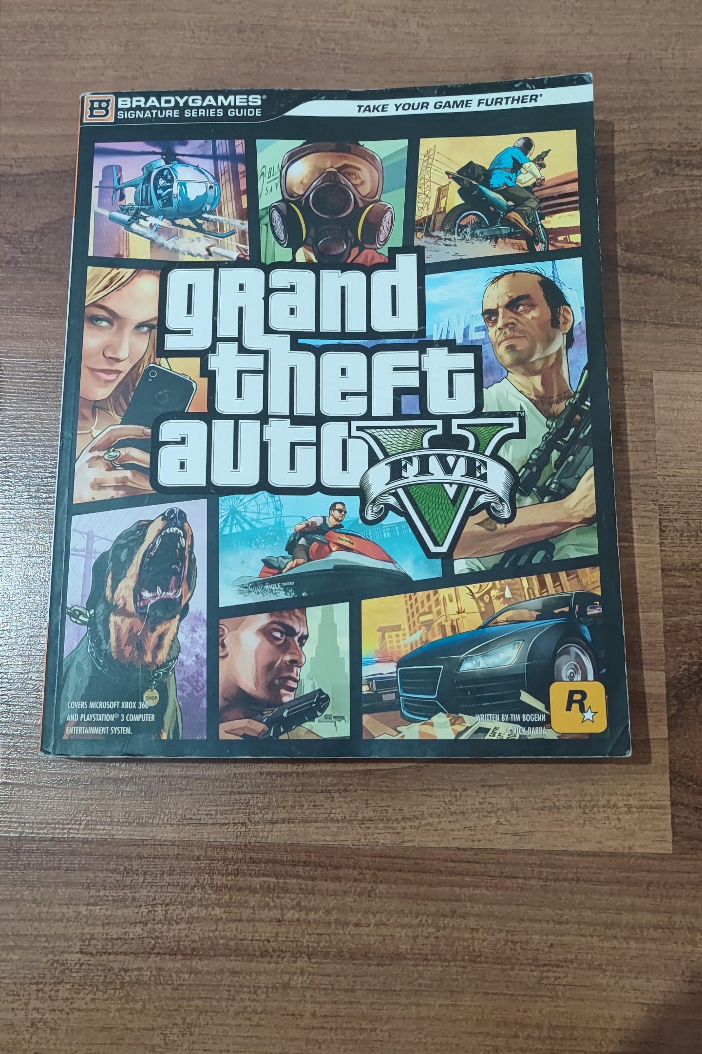 کتاب راهنما بازی gtav اورجینال