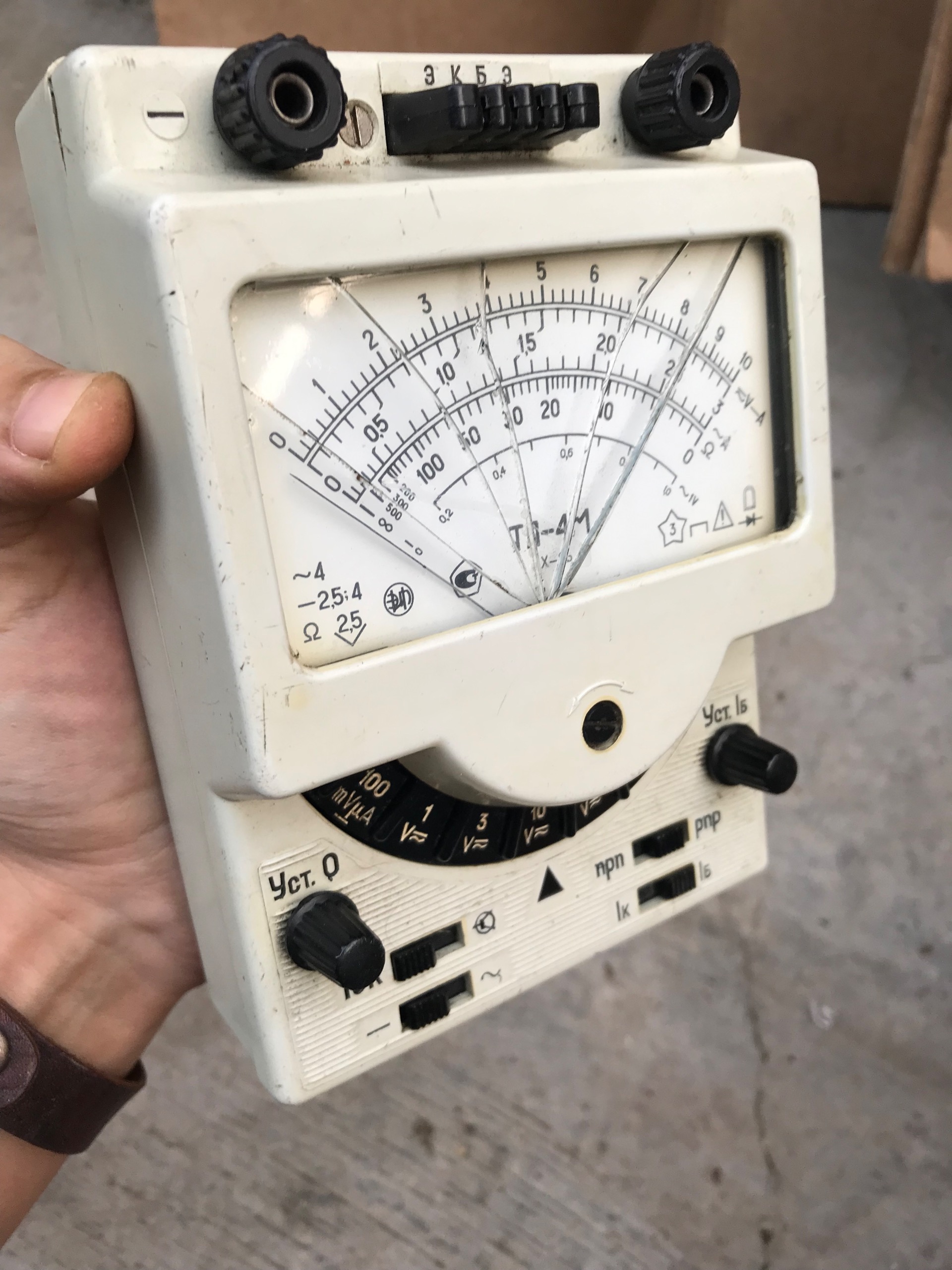 مولتی متر قدیمی عقربه ای