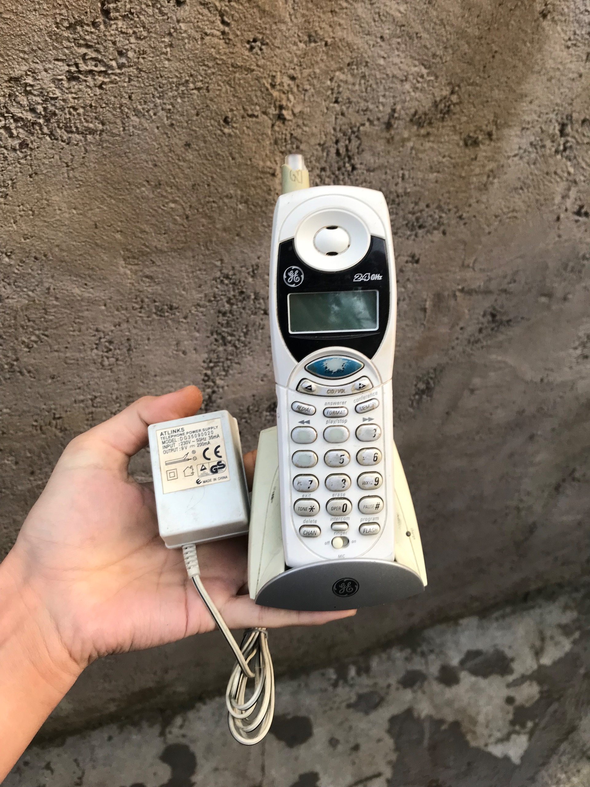 تلفن قدیمی بیسیم