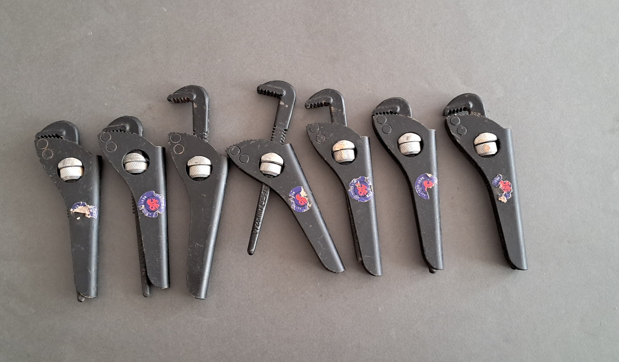 اچار لوله گیر جنس عالی بسیار کاربردی