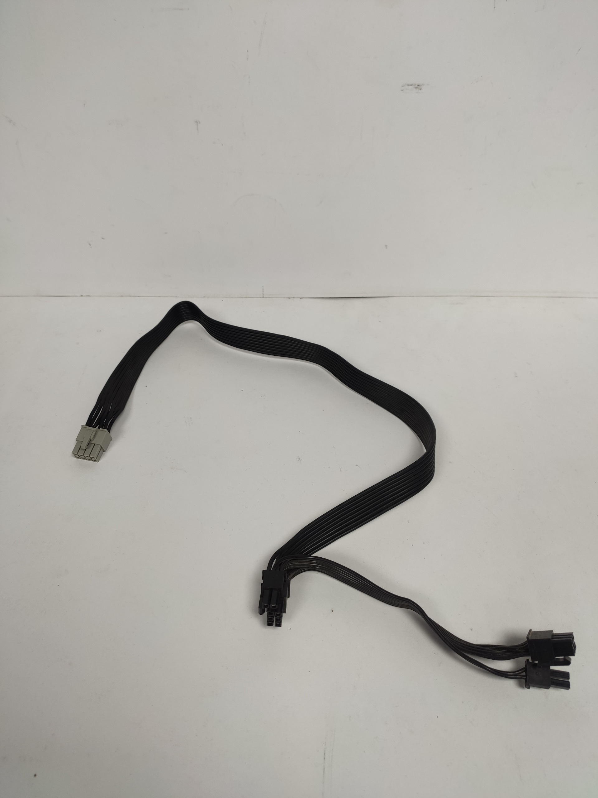 کابل pci-e هشت پین