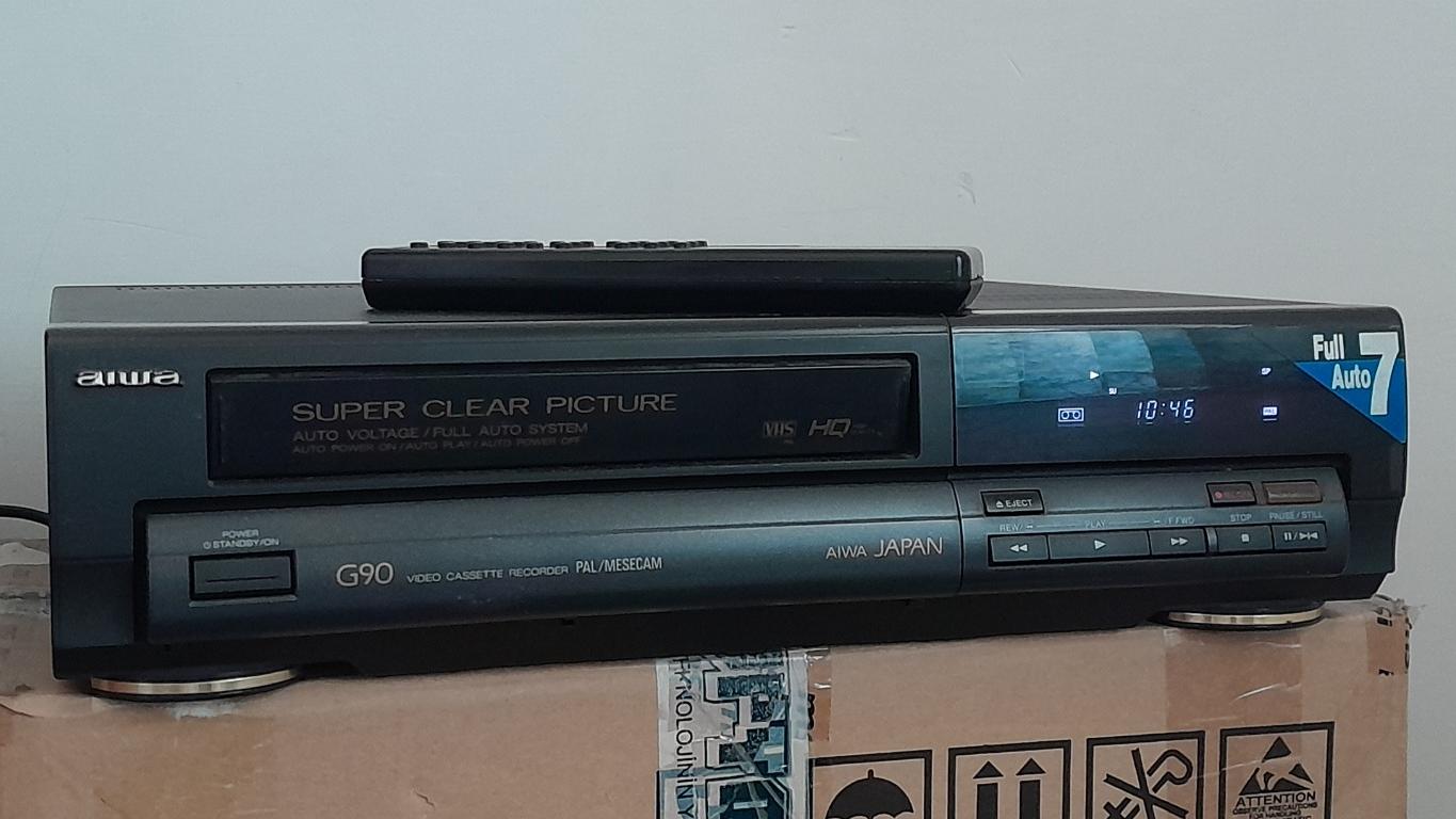 ویدئو AIWA G90 در حال کار همراه با کنترل