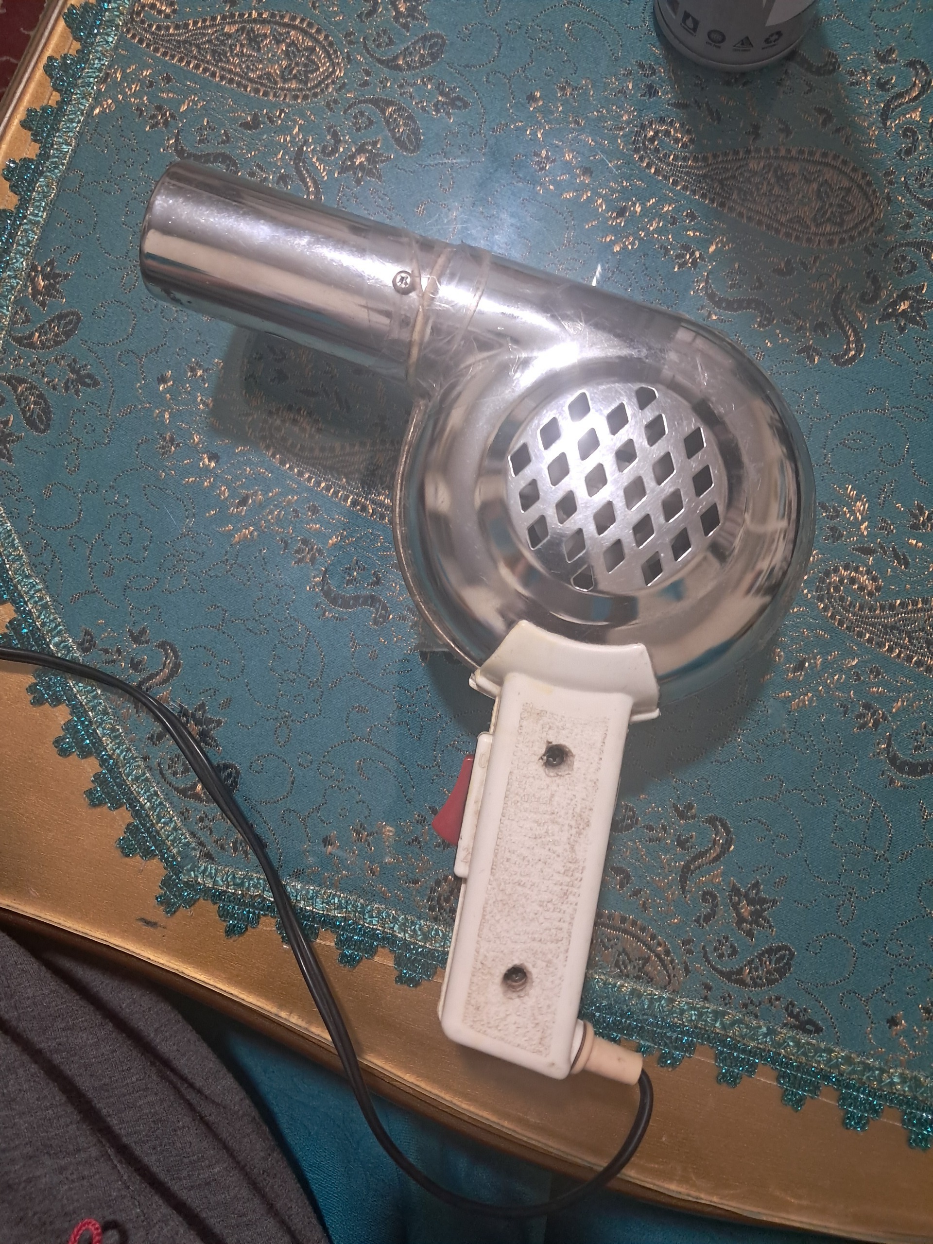 سشوار قدیمی و آنتیک سالم