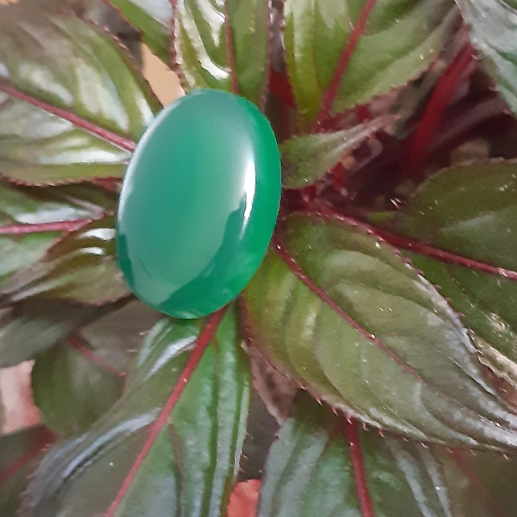 نگین عقیق سبز معدنی1
