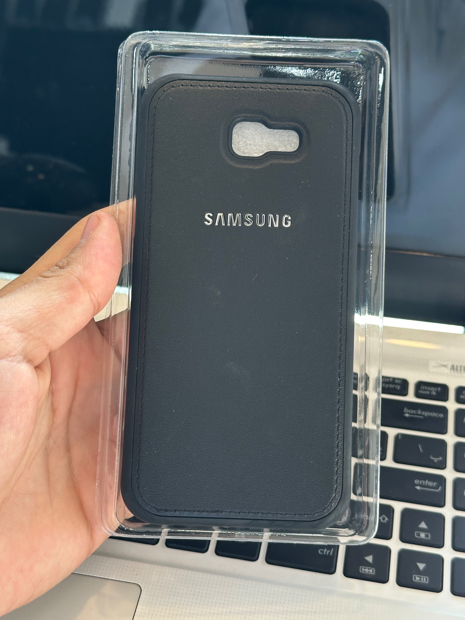 قاب گوشی سامسونگ A720