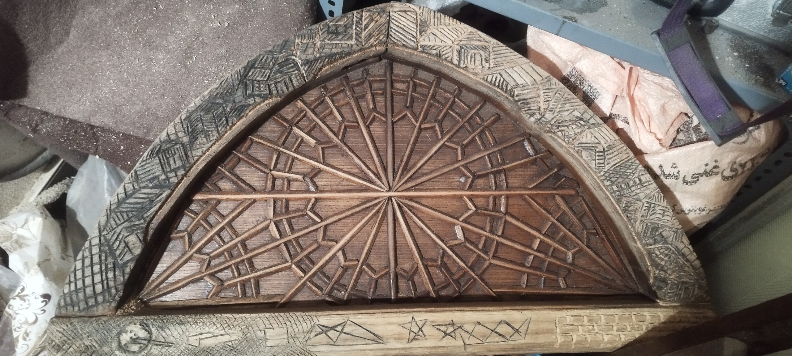 درب چوبی قدیمی