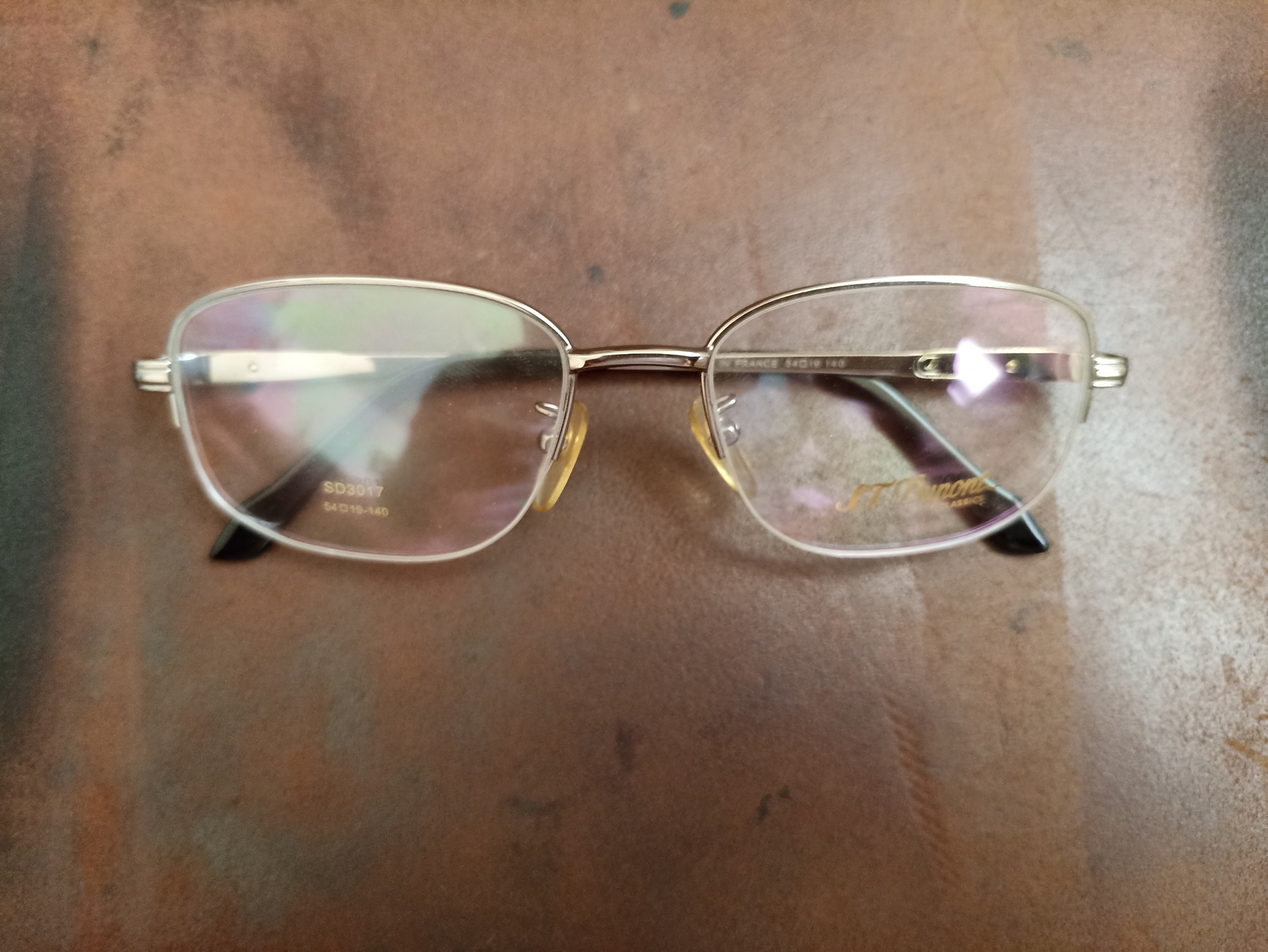 عینک طبی اصل فرانسه