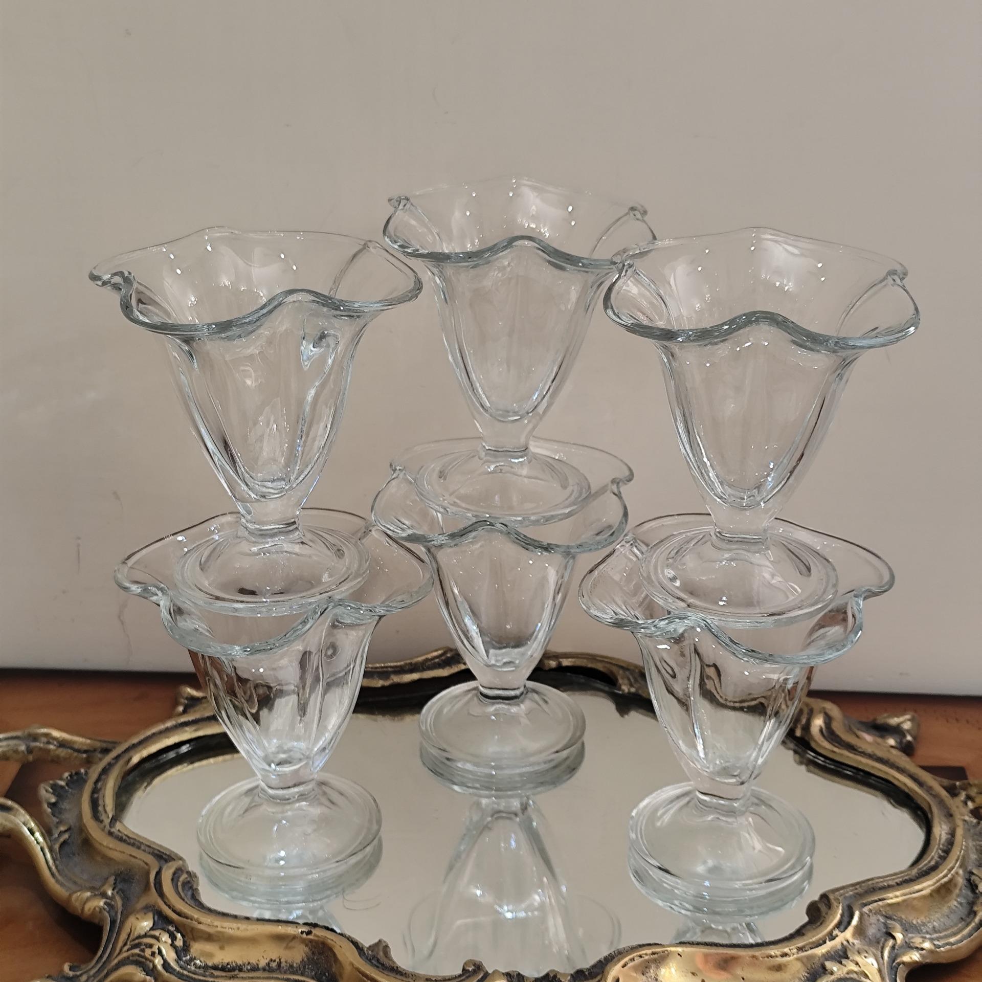 بستنی خوری پاشاباغچه