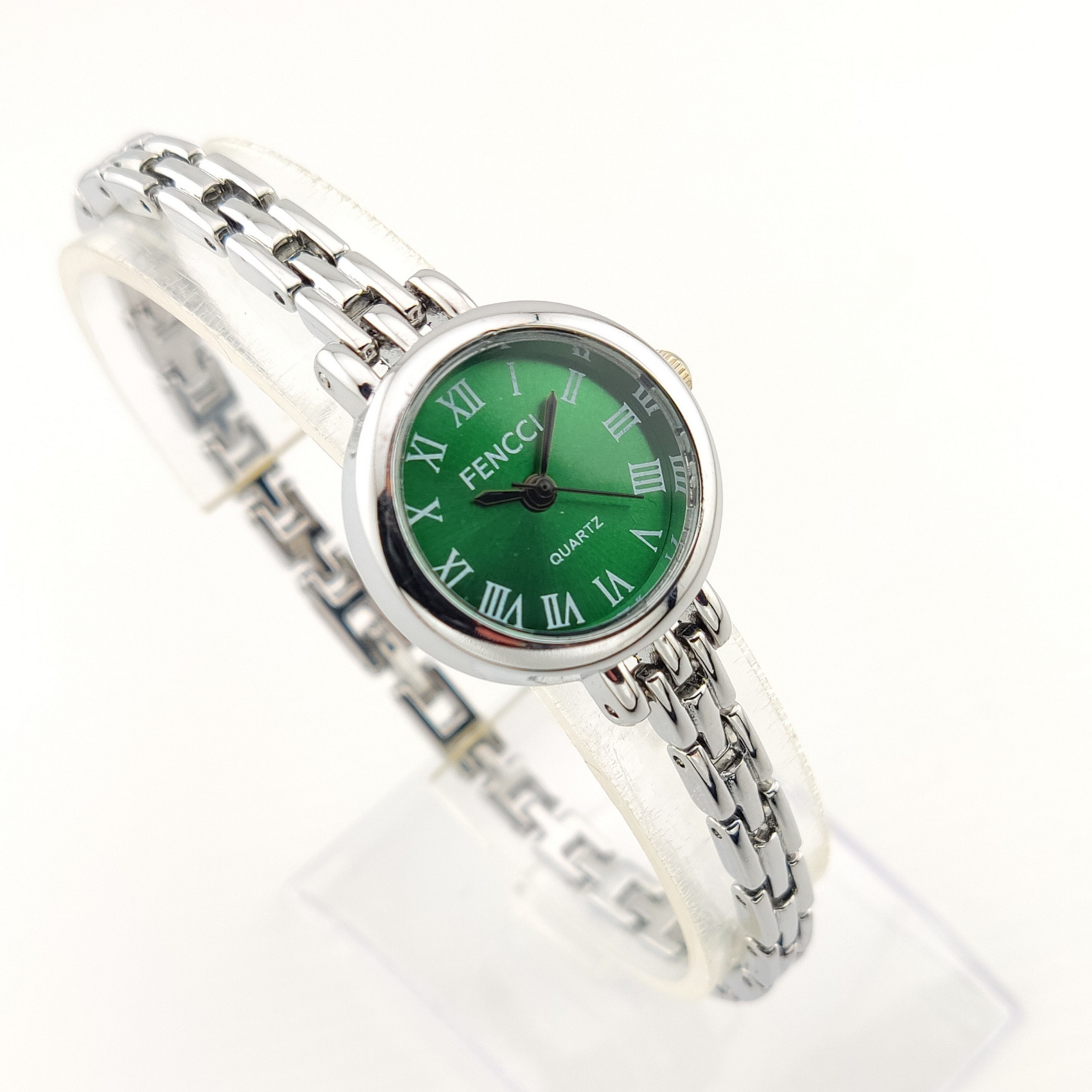 ساعت زنانه دستبندی فنسی استیل ظریف ضدآب