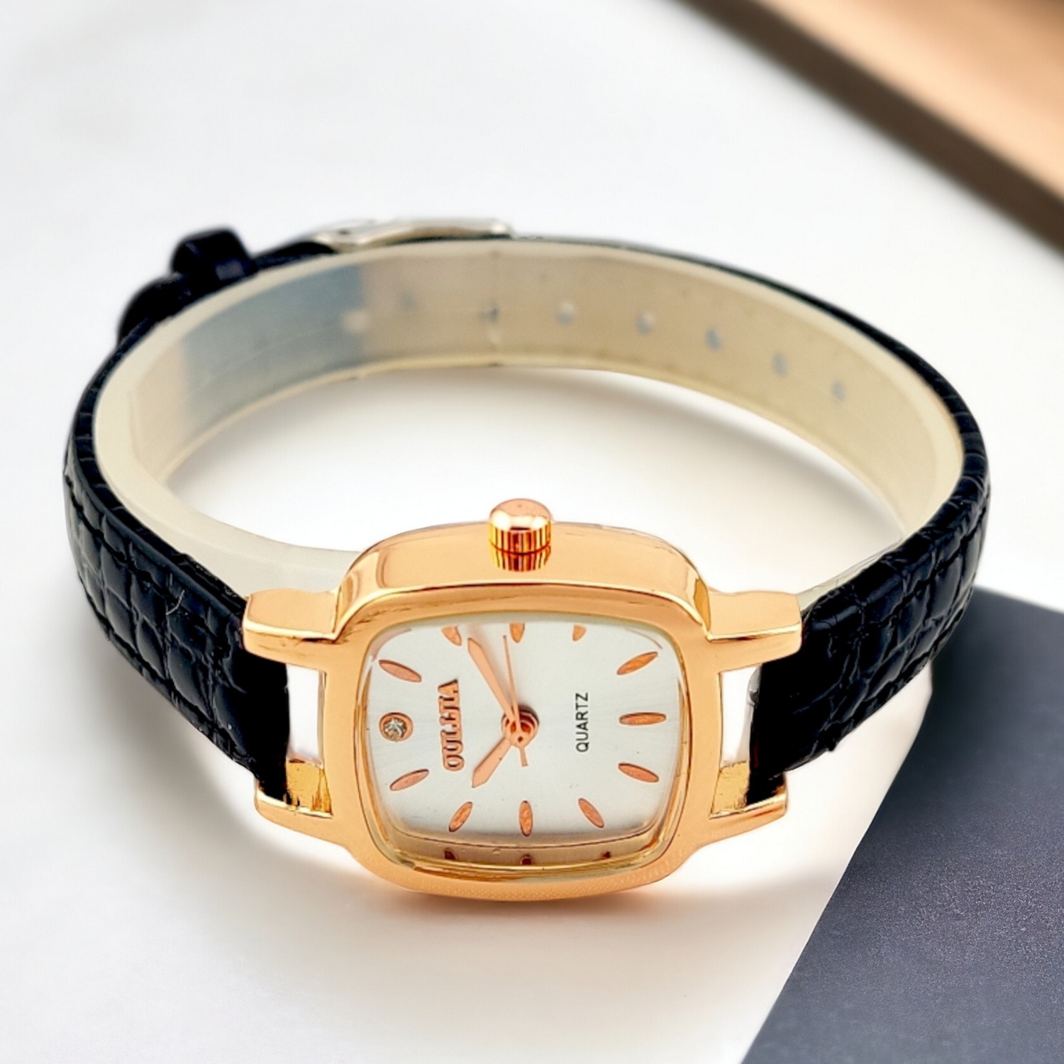 ساعت زنانه OULIJIA بند چرم درجه یک ظریف و ضدآب