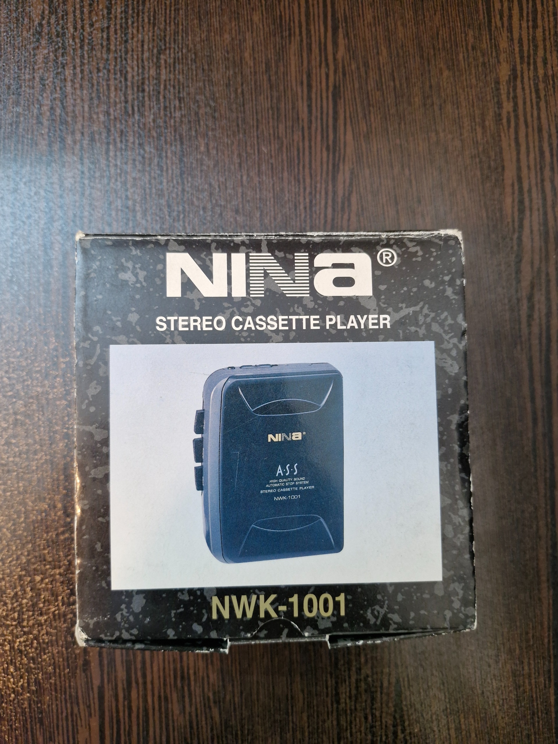 واکمن nina ژاپنی