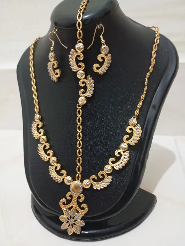 سرویس گردنبند و دستبند و گوشواره ( طلاروس)