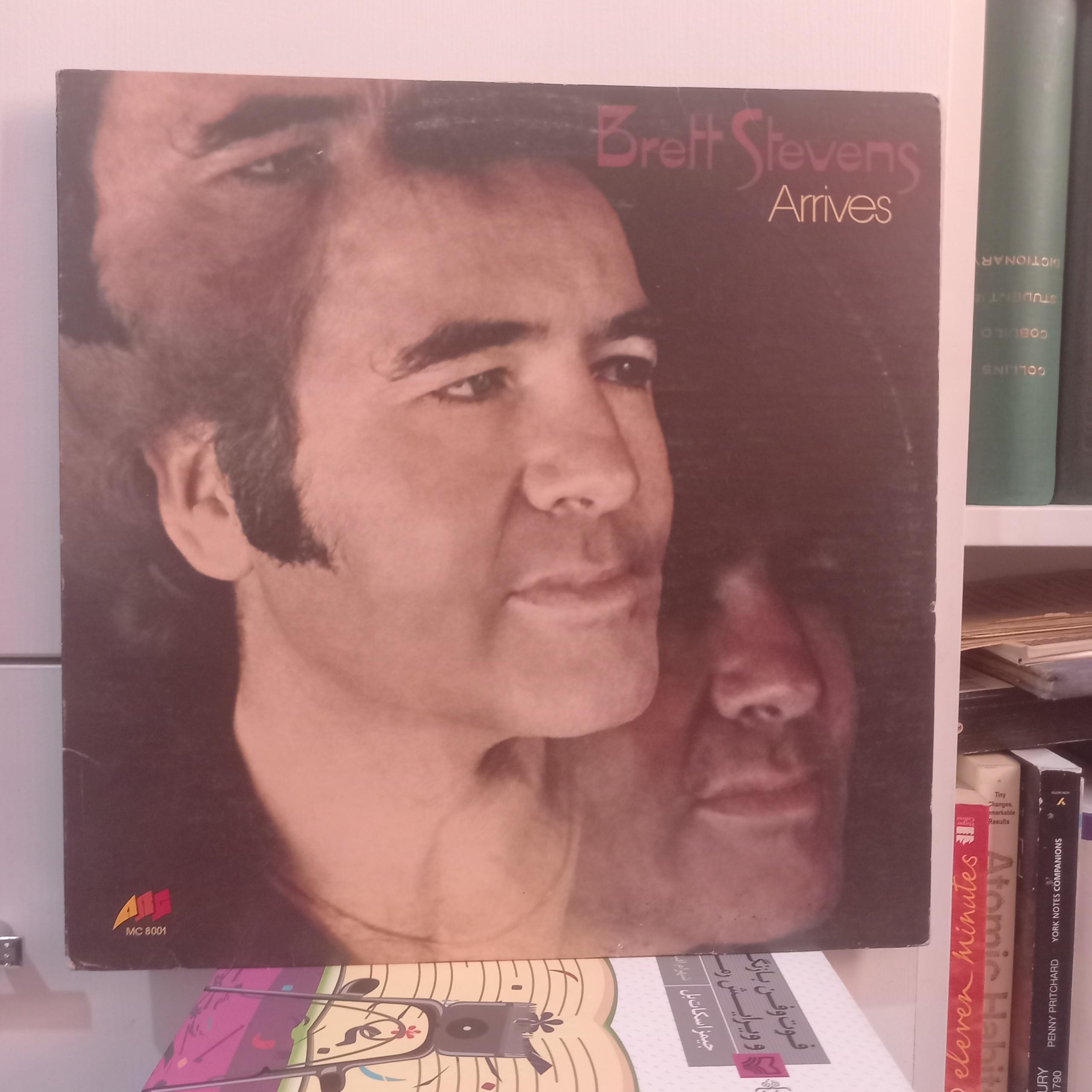 BRETTSTEVENS ARRIVES صفحه گرام بزرگ