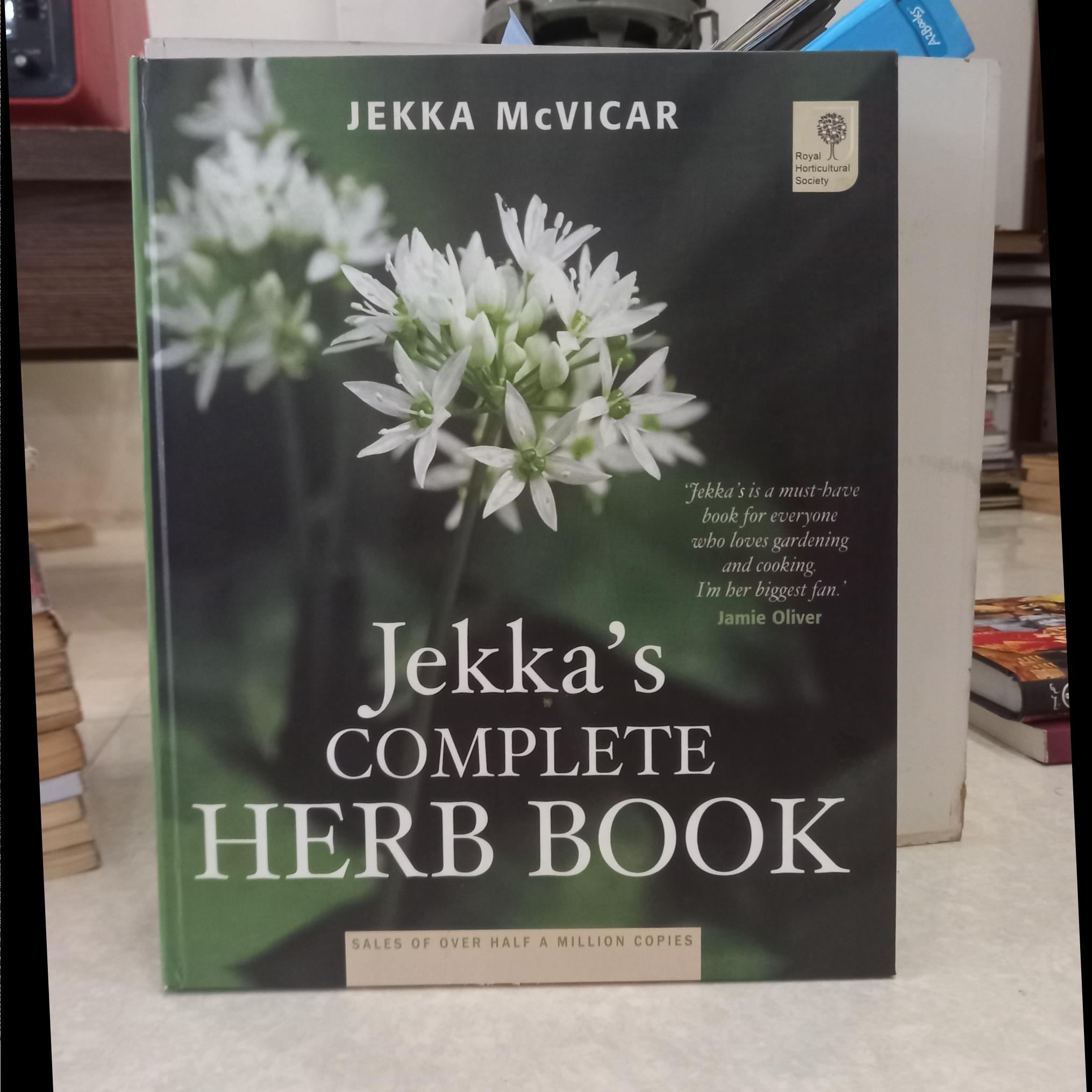 Jukka s COMPLETE HERB BOOKکتاب کامل گیاهی