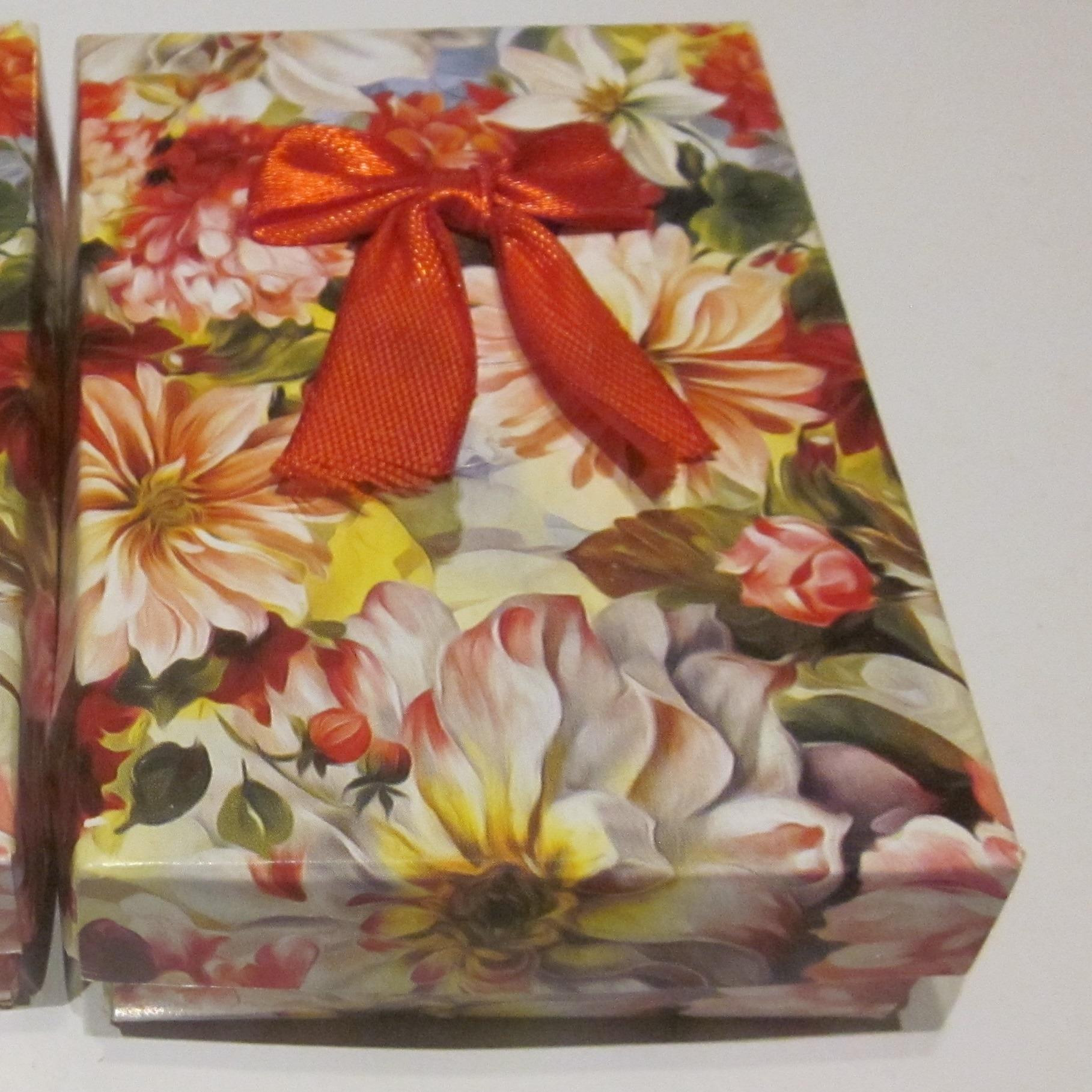 جعبه جواهر مقوایی طرح دار