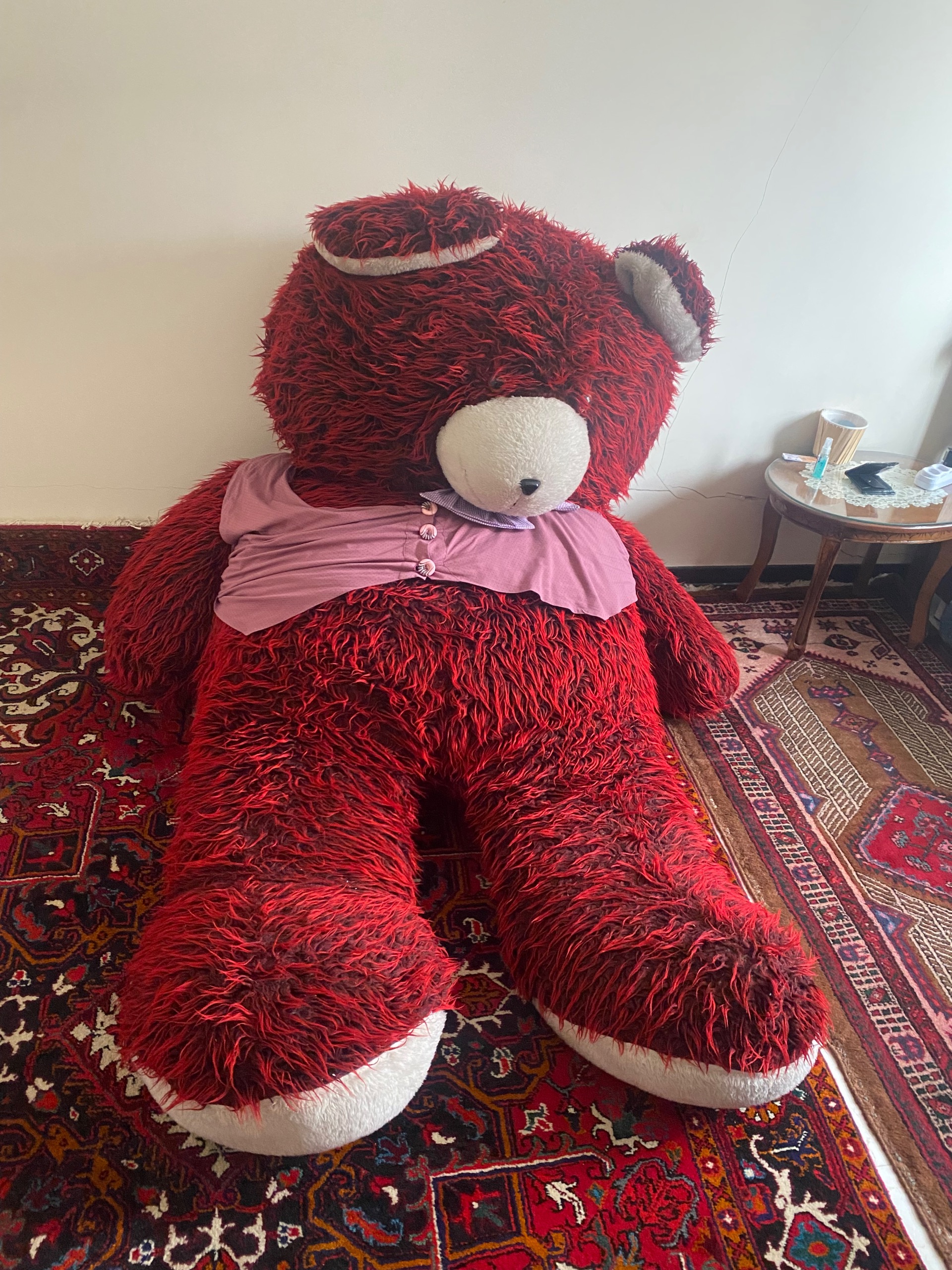 عروسک خرس بزرگ قرمز