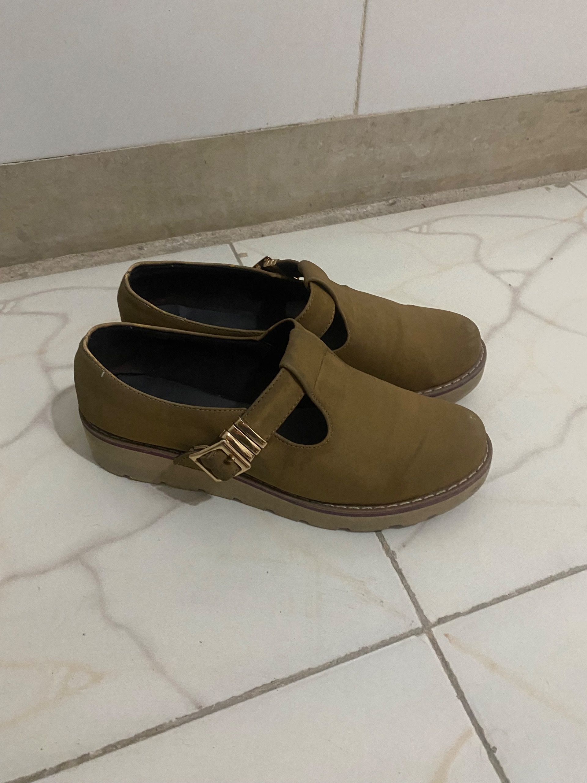 کفش راحتی زنانه