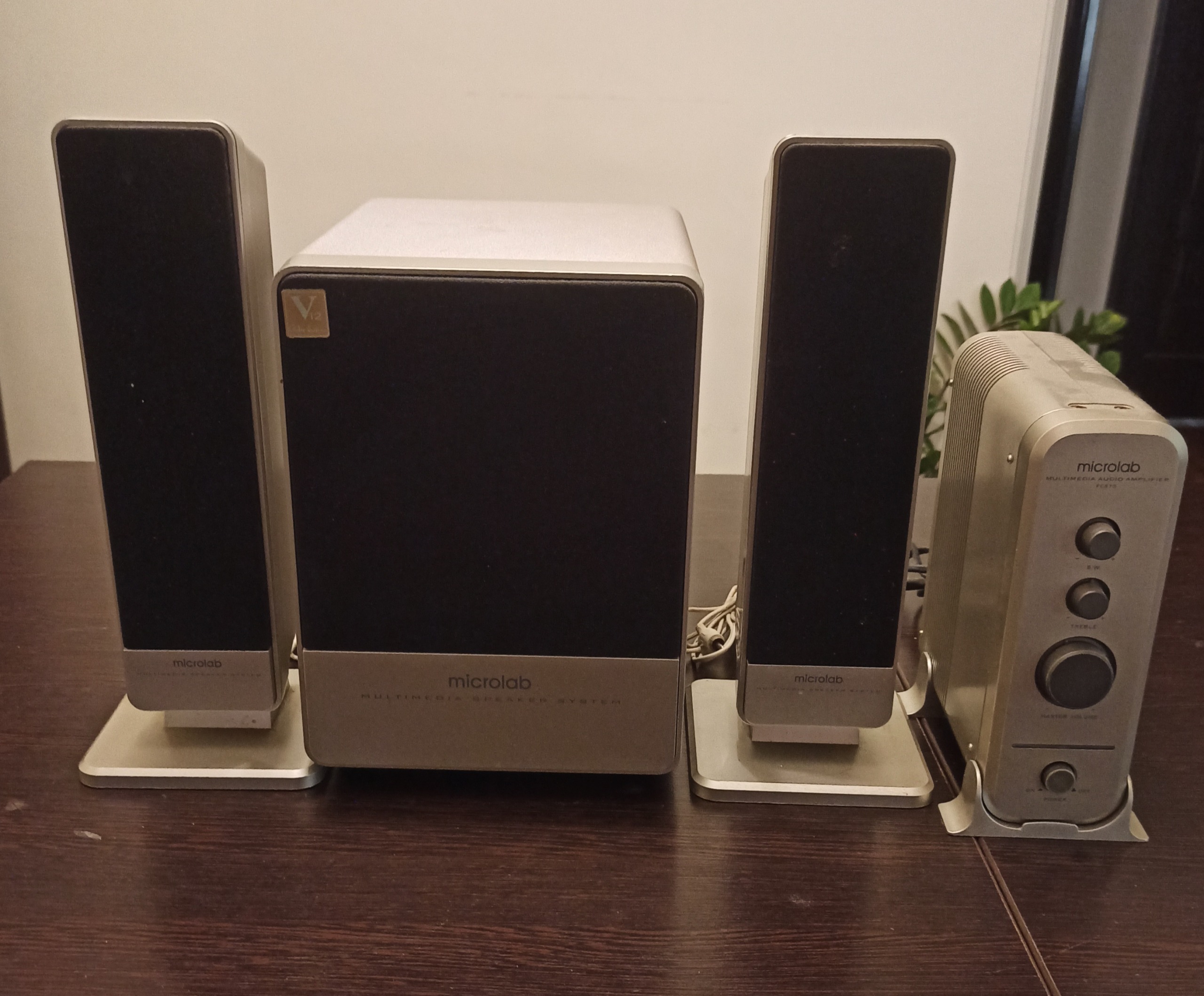 اسپیکر کامپیوتر microlab