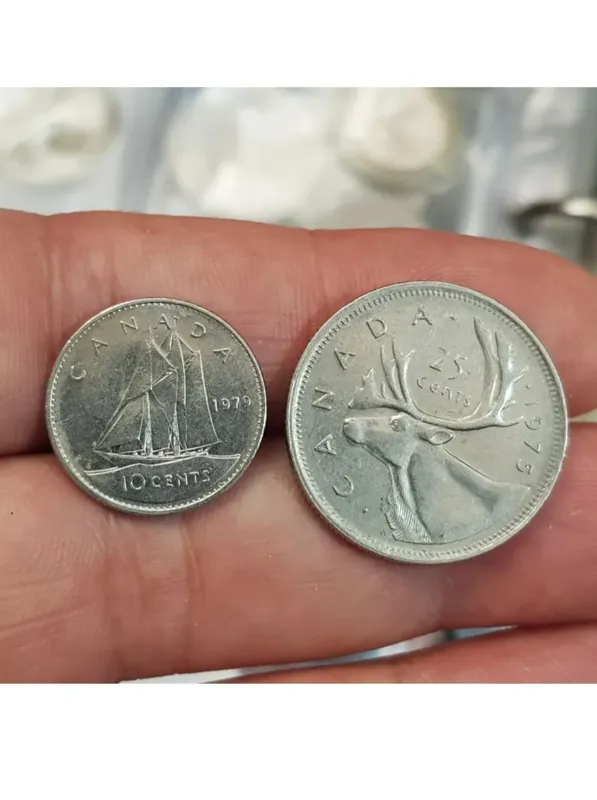 2 عدد سکه 10 و 25 سنت کانادا