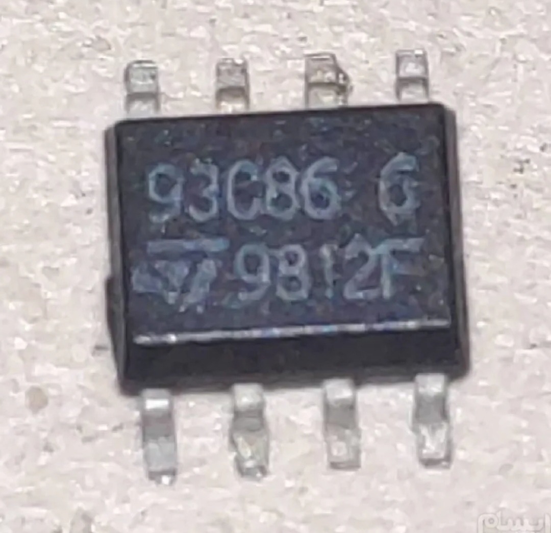 4 عدد ایپرام 93C86 ( توجه به توضیحات)