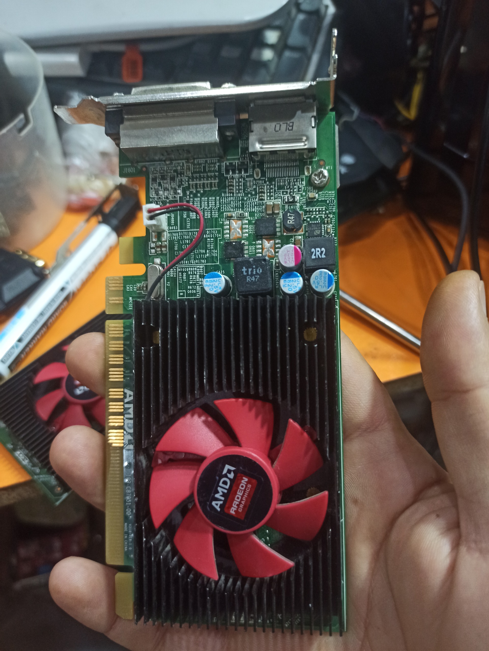 کارت گرافیک استوکr5 340x