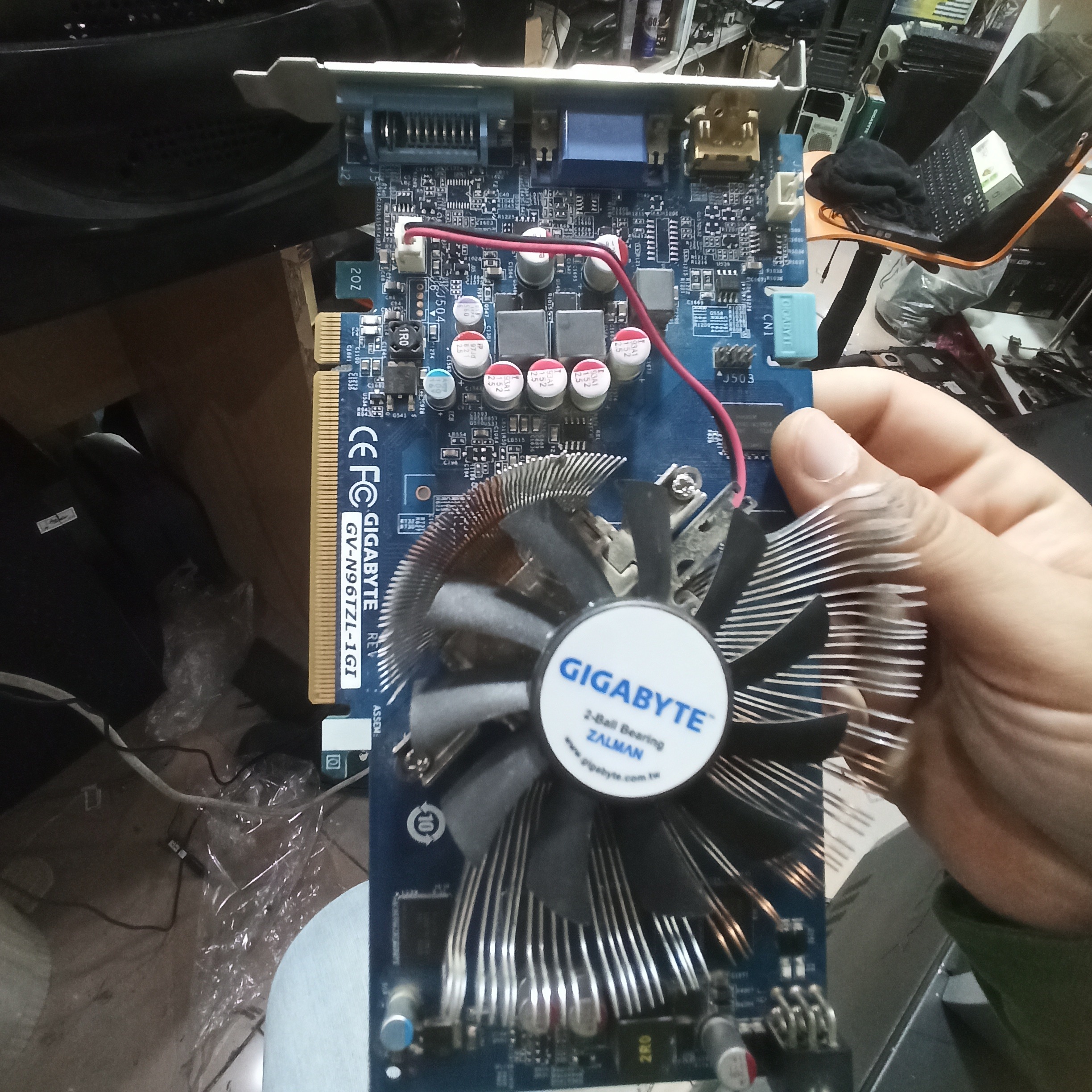 کارت گرافیک 9600 gt 1gig