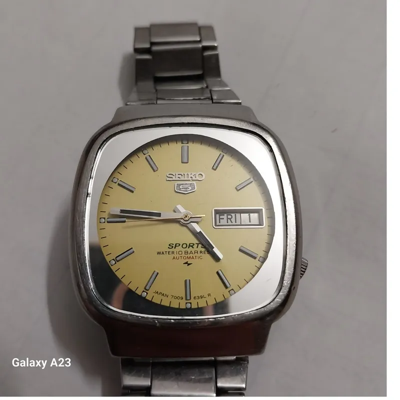 ساعت اتوماتیک سیکو خوش رنگ وخاص