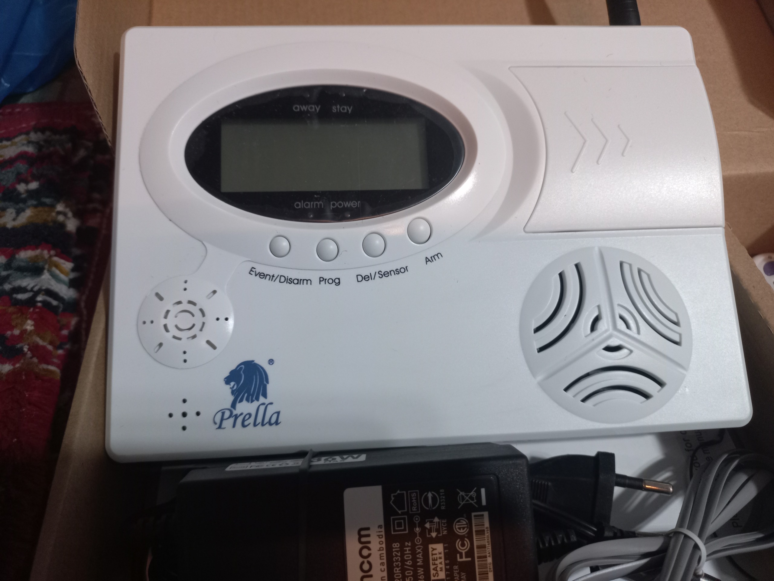 پک کامل دزدگیرسیمکارتی خوش قیمت PERELLA RGM 130
