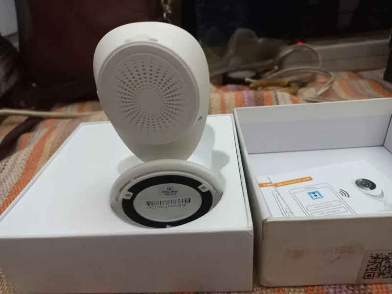 دوربین رم خوروایفای دار360درجه